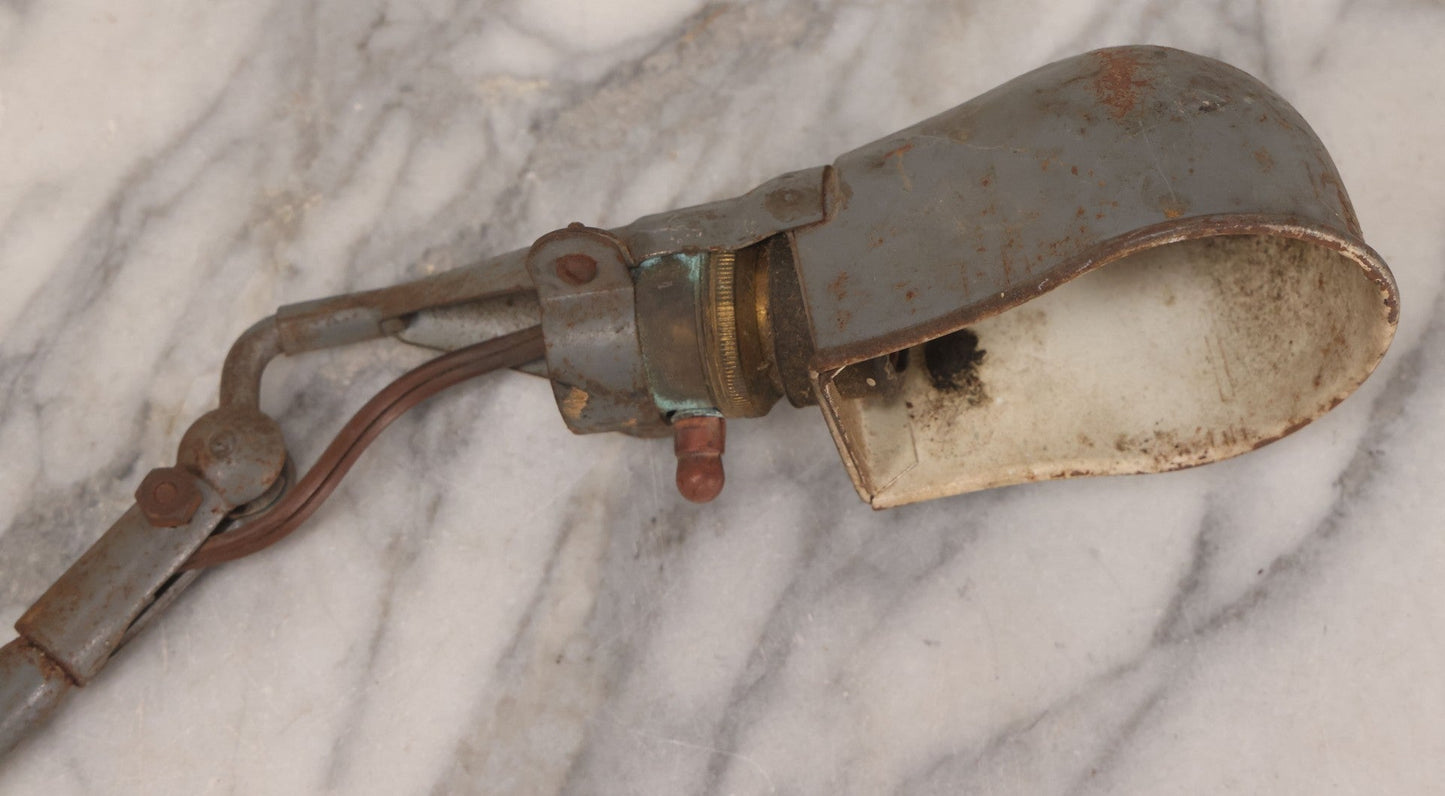 Lot 200 - Vintage Adjustable Bench Mount Industrial Work Lamp With Articulating Arm And Bolt On Base, Working Condition