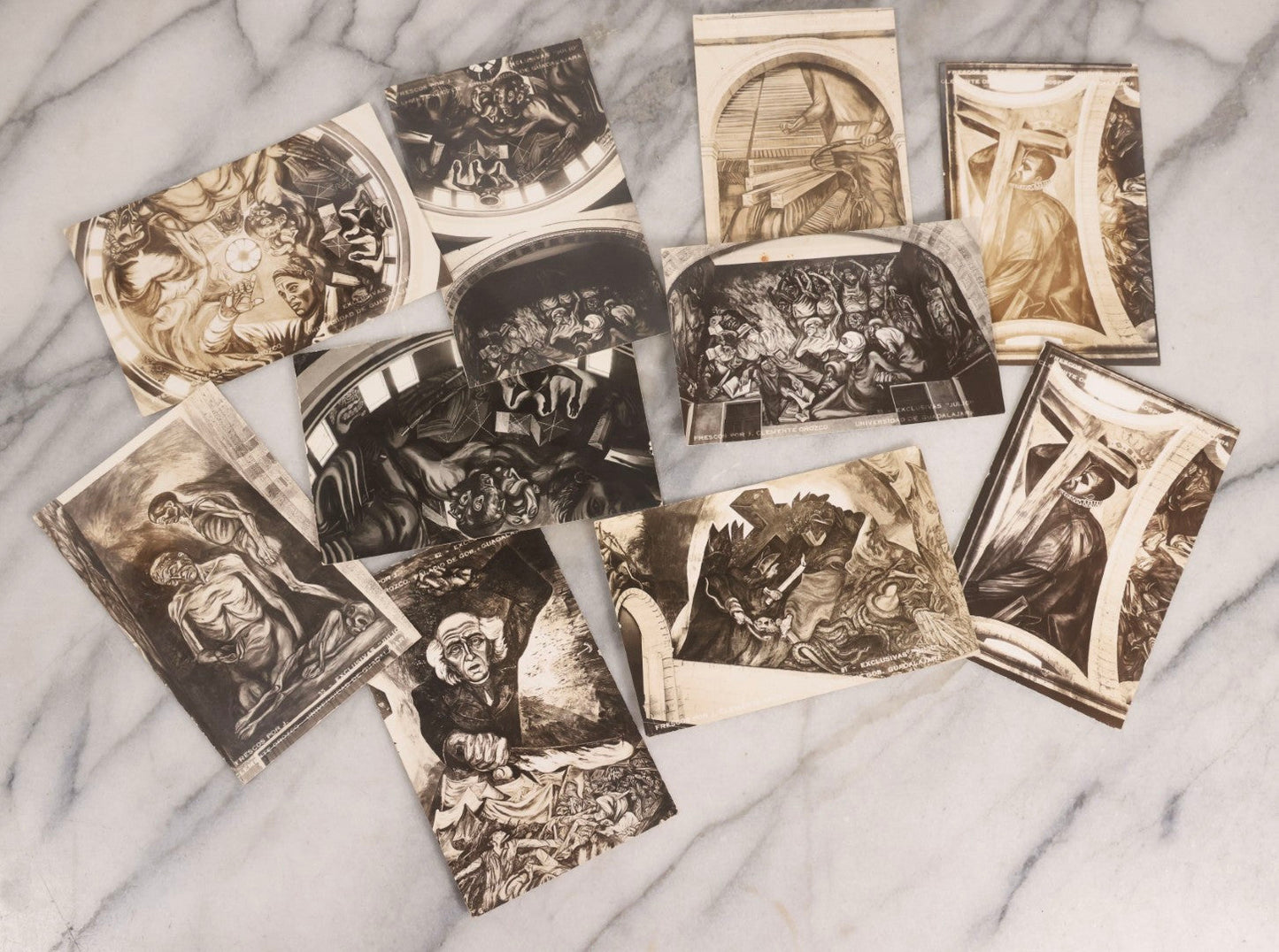 Lot 227 - Grouping Of 10 Vintage Souvenir Photo Postcards Depicting Murals By José Clemente Orozco At The Government Palace, Guadalajara, Mexico