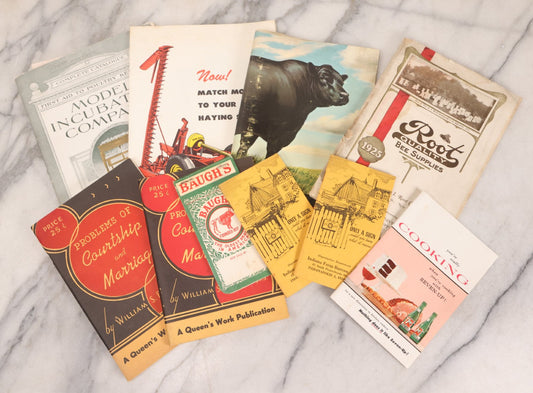 Lot 251 - Grouping Of 10 Antique And Vintage Booklets Mostly Related To Agriculture, Including Model Incubator Company Catalogue, Root Bee Supplies 1925, New Holland Mowers, And Farm Bureau Ephemera