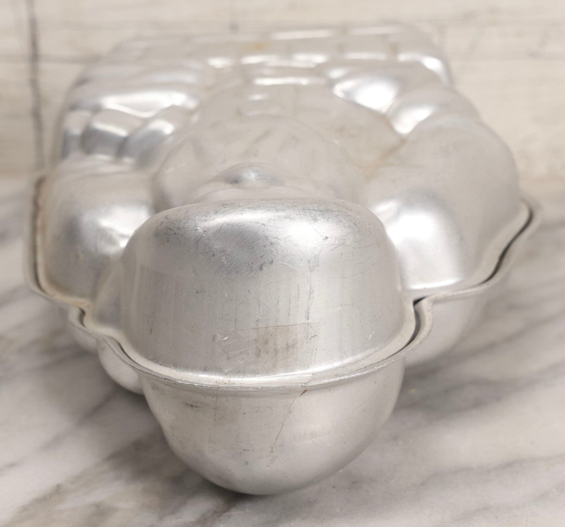 Lot 257 - Vintage Two-Piece Aluminum Santa Claus Chocolate Mold