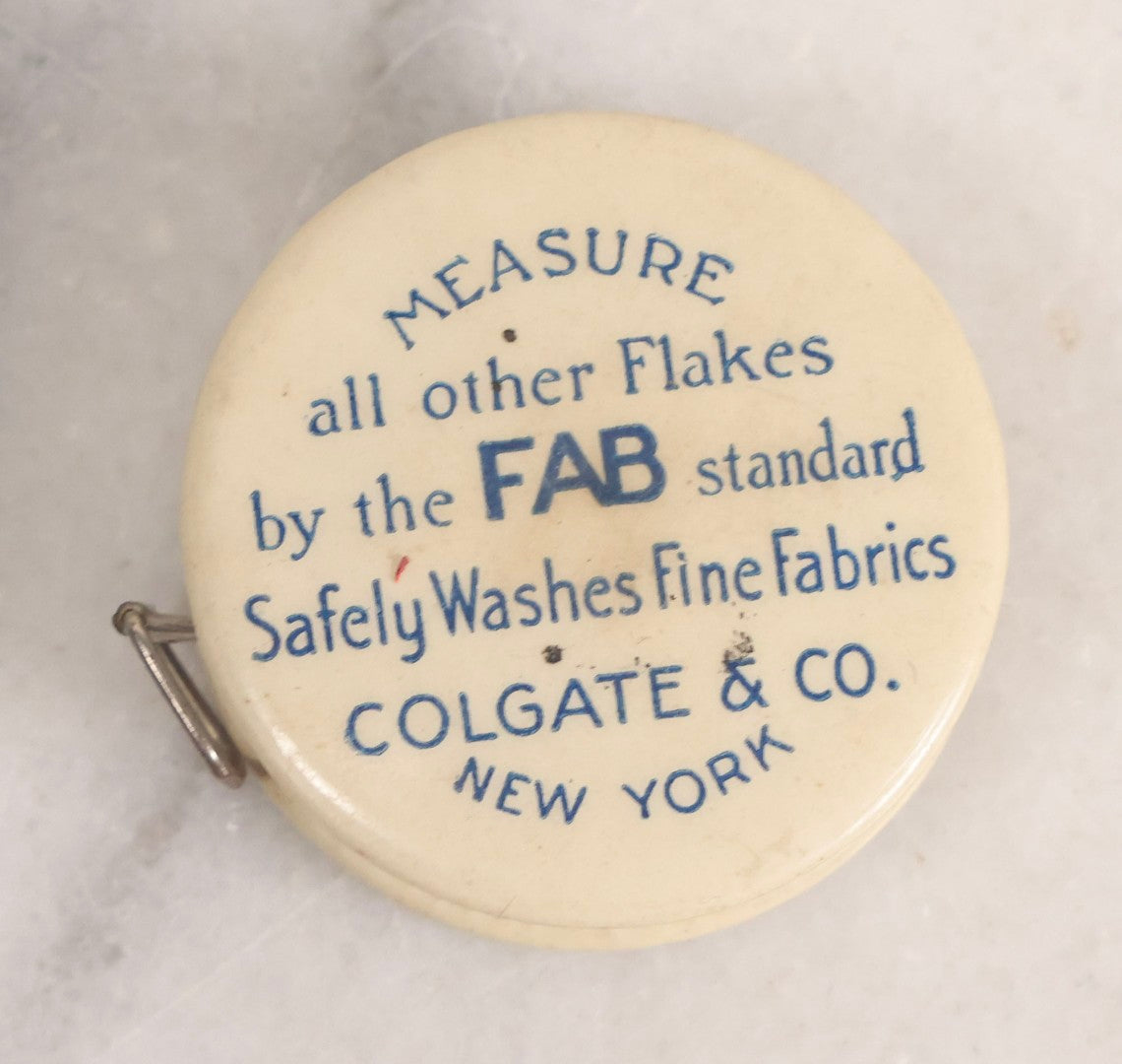 Lot 271 - Grouping Of Five Vintage Advertising Rulers, Thermometers, And Measuring Tools Including Breyers Ice Cream, Lehigh Portland Cement Co., Colgate's Fab, Railway Signal Association, And Conray Products Co. Inc. Navy Thermometer Fragment