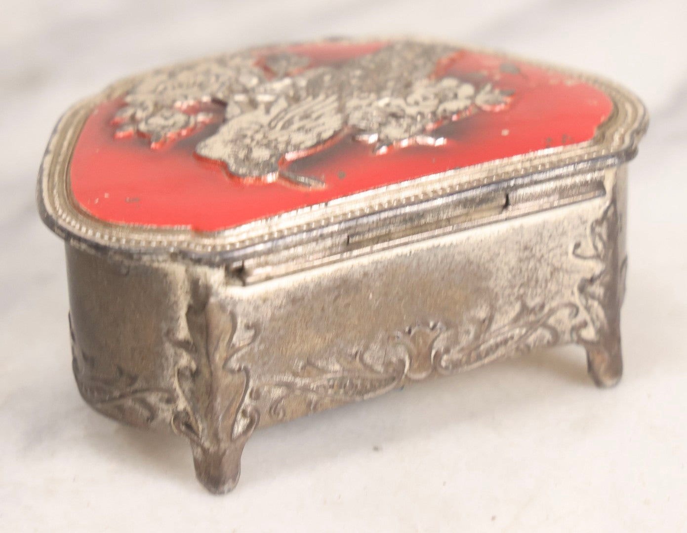 Lot 282 - Pair Of Vintage Metal Boxes Made In Japan Including Pennsylvania Landmarks Box By Bosselman & Co. And Peacock Design Box