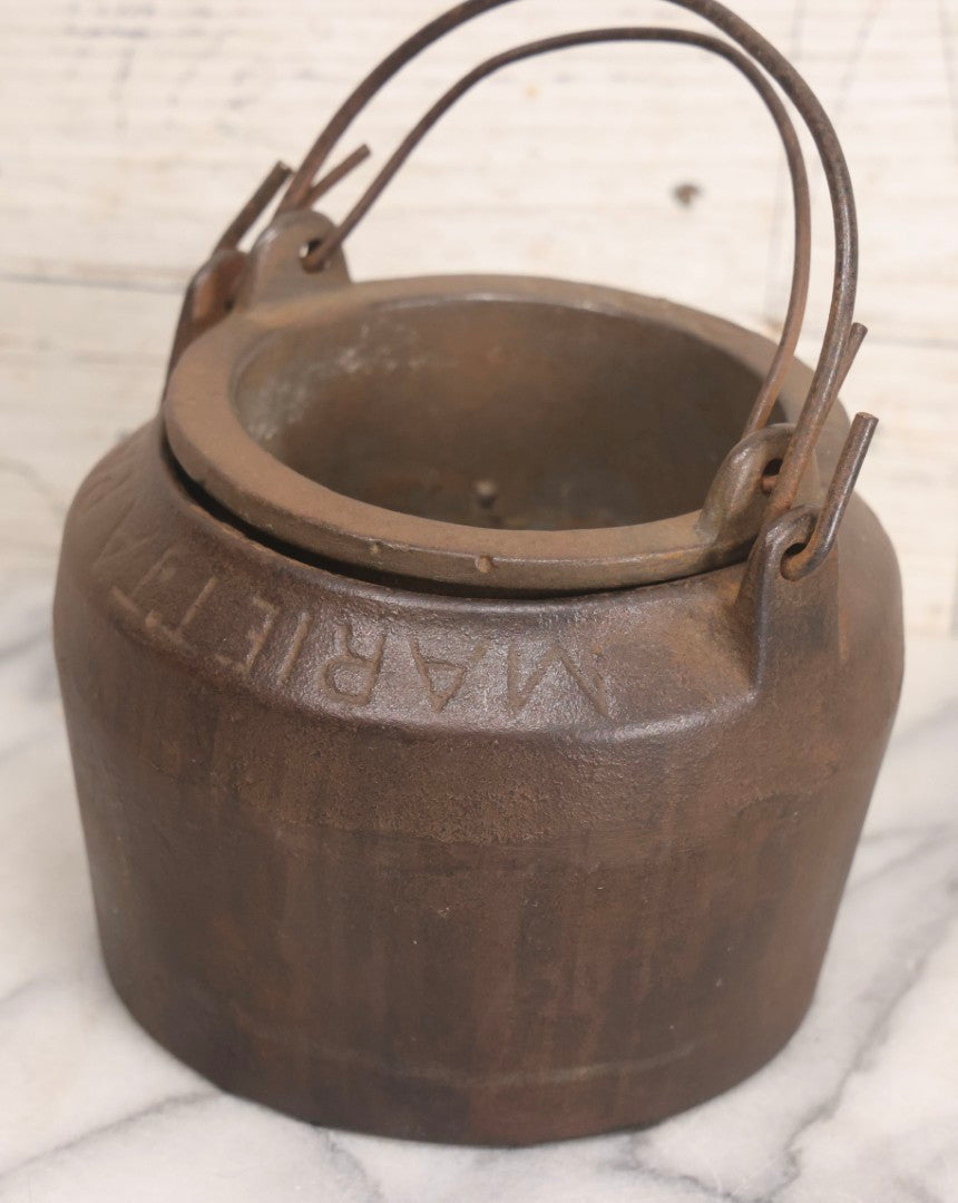 Lot 287 - Antique Marietta, Pennsylvania Cast Iron "00" Smelting Glue Pot With Liner