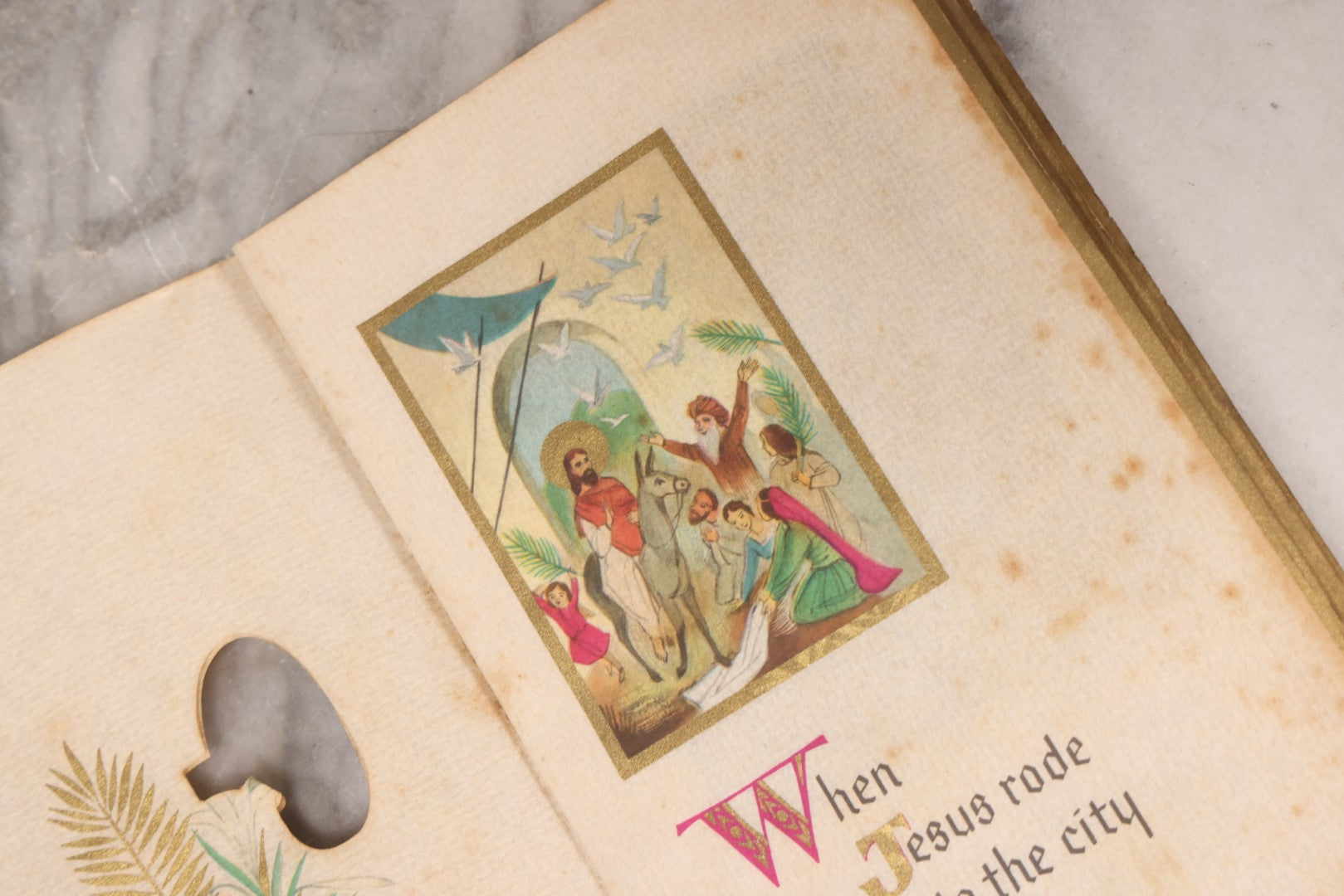 Lot 291 - Vintage Hallmark Greeting Card, "The Glorious Story Of Easter", Slim Jims Series, With Gilt Accents, Circa 1959