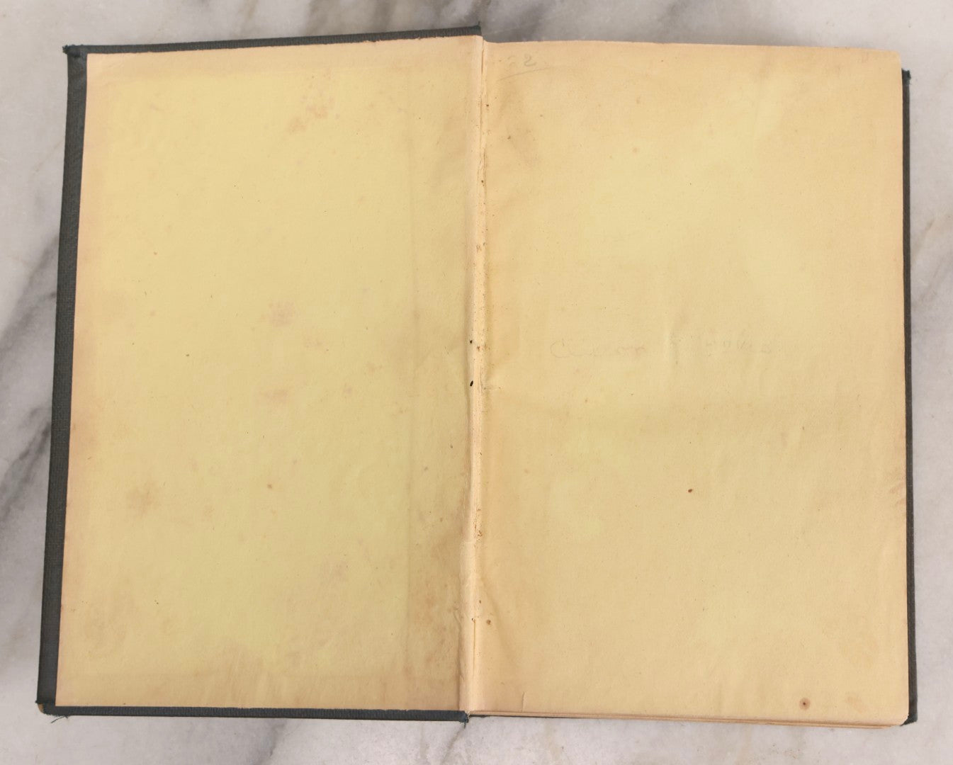 Lot 310 - "Adventures Of Hunters And Travellers, And Narratives Of Border Warfare" Antique Illustrated Book By An Old Hunter, Published By H. C. Peck & Theo. Bliss, Philadelphia, 1852
