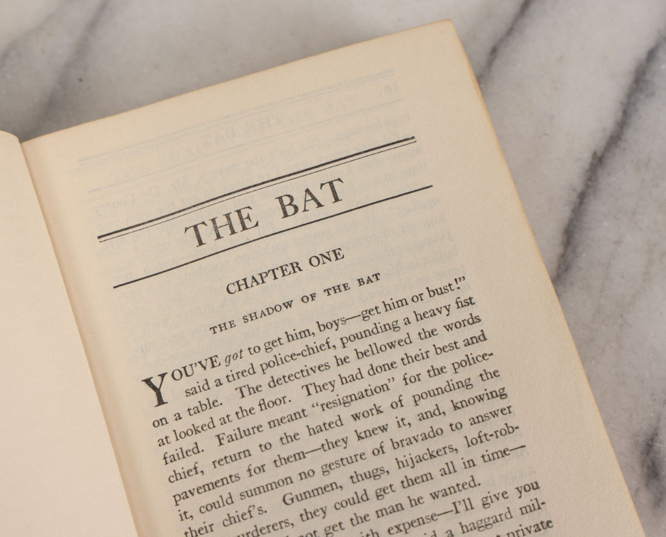 Lot 312 - "The Bat" Vintage Mystery Novel From The Play By Mary Roberts Rinehart And Avery Hopwood, Published By Triangle Books, New York, 1942, With Original Dust Jacket