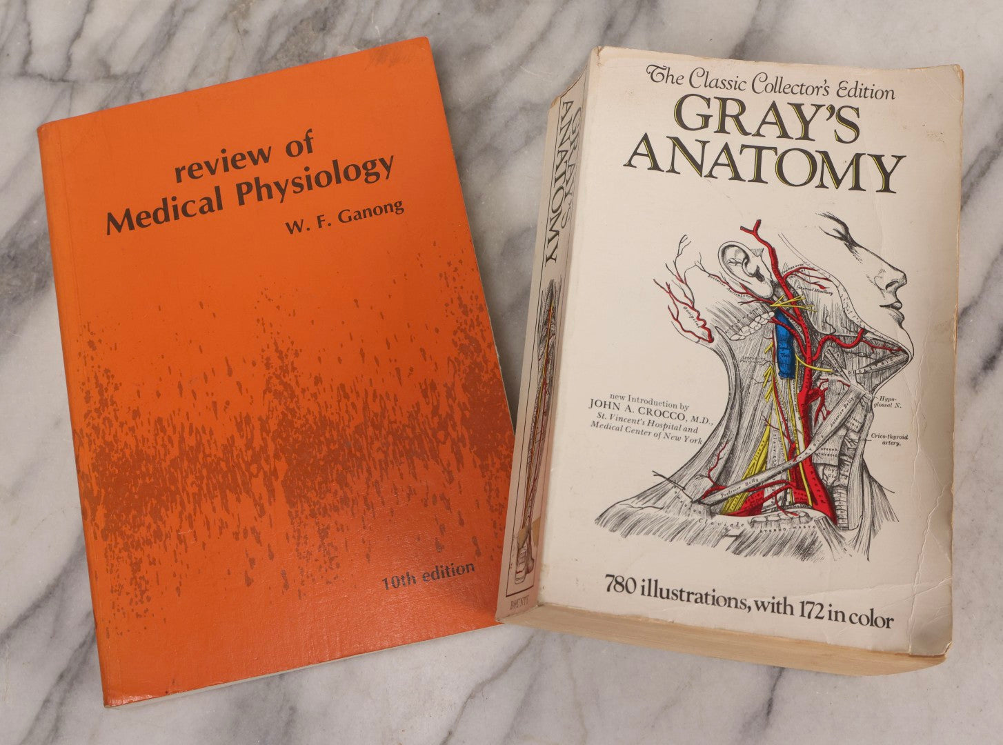 Lot 317 - Pair Of Vintage Medical Textbooks Including "Review Of Medical Physiology" 1981 And "Gray's Anatomy" Classic Collector's Edition With New Illustrations, 1977