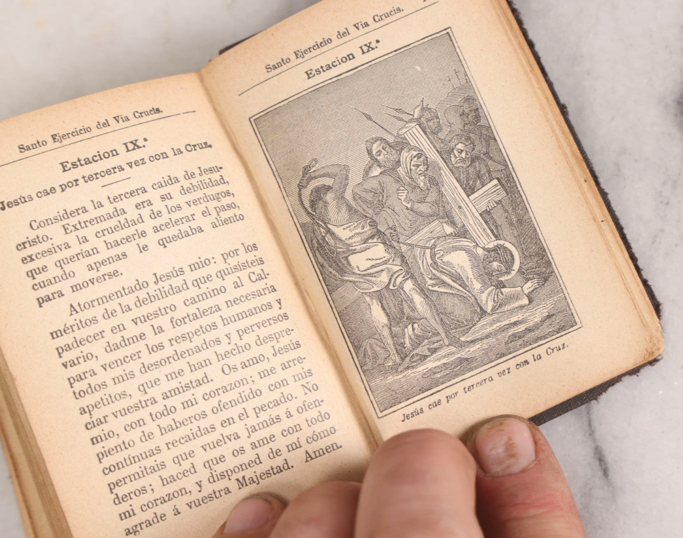 Lot 320 - "Tesoro Del Cristiano" ("Treasure Of The Christian") Antique Spanish Catholic Prayer Book By Rdo P. Santiago De Guatemala, Published By Benziger & Co., Einsiedeln, Switzerland, Circa 1888