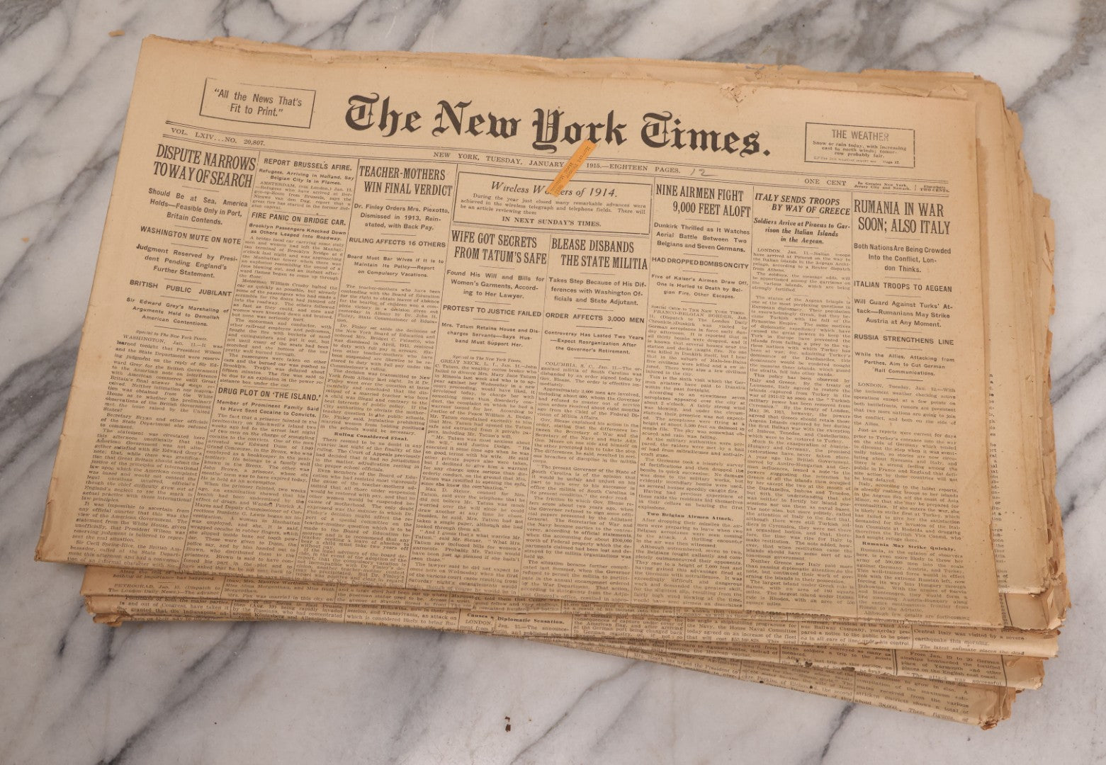 Lot 009 - Grouping Of Approximately 60 Antique New York Times Newspapers From 1914-1915 With Front Page World War I Headlines