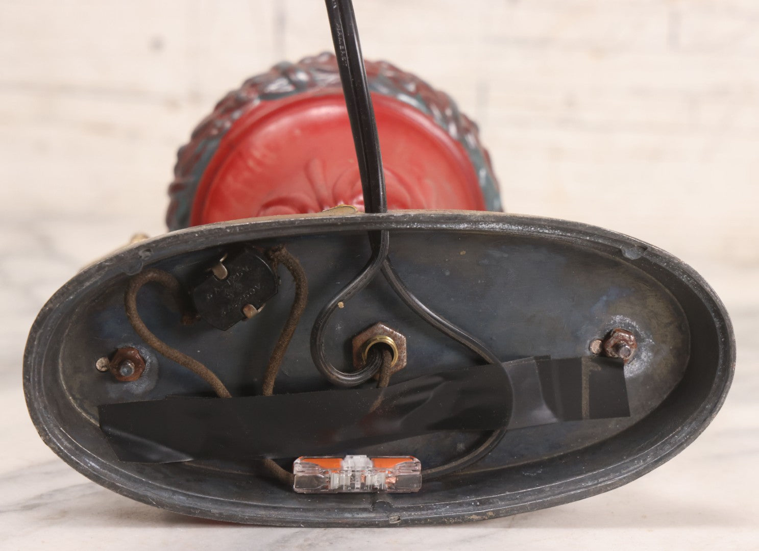 Lot 023 - Vintage Art Deco Table Lamp With Pot Metal Woman Figurines And Painted Glass Shade, Rewired, 7" H