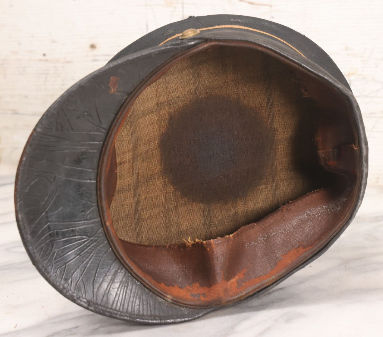 Lot 027 - Antique Orange County Traction Company Trolley Railroad Motorman Hat Number 18 With Leather Badge, Metal Numbers, And Brass Eagle Buttons, Newburgh, New York, Circa Early 20th Century