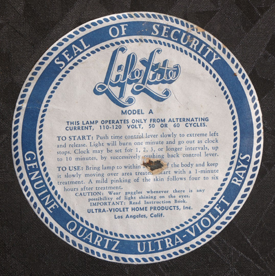 Lot 065 - Vintage Life Lite Model A Ultra-Violet Home Lamp “Quack Medicine” Kit In Carrying Case, Bakelite Construction, Ultra-Violet Home Products Inc., Los Angeles, California, With Ephemera And Manuals, Circa 1930s