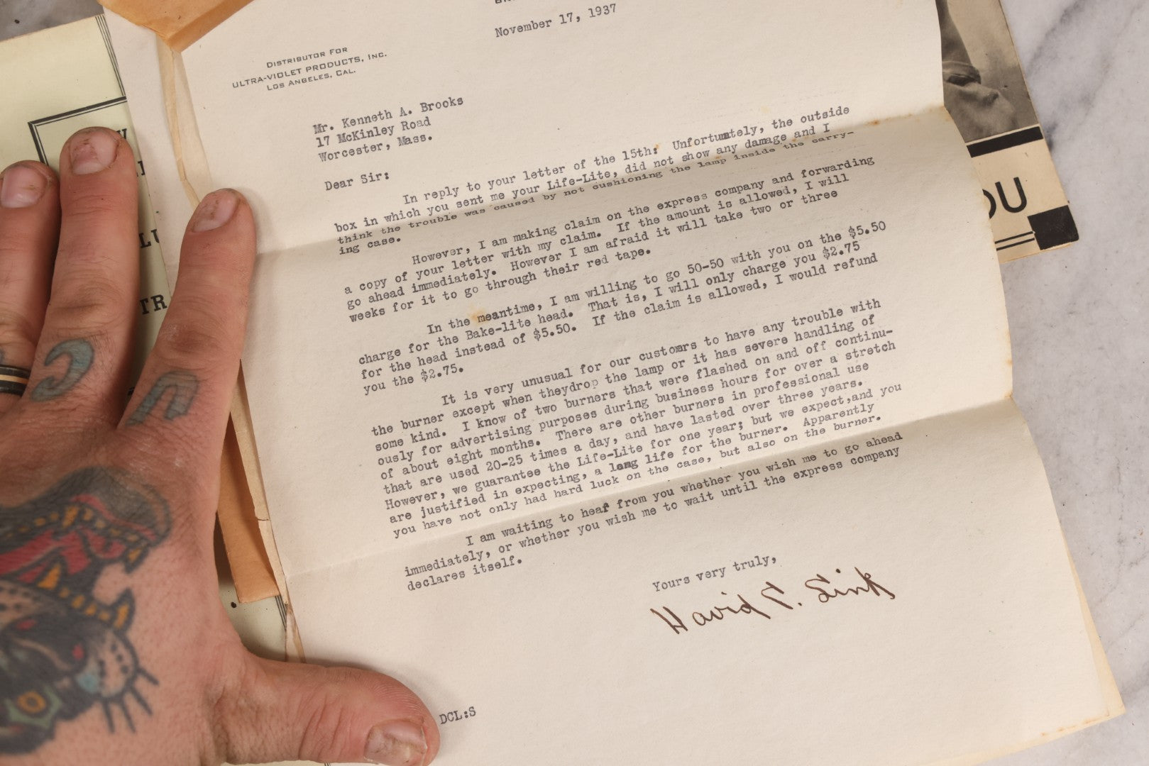 Lot 065 - Vintage Life Lite Model A Ultra-Violet Home Lamp “Quack Medicine” Kit In Carrying Case, Bakelite Construction, Ultra-Violet Home Products Inc., Los Angeles, California, With Ephemera And Manuals, Circa 1930s