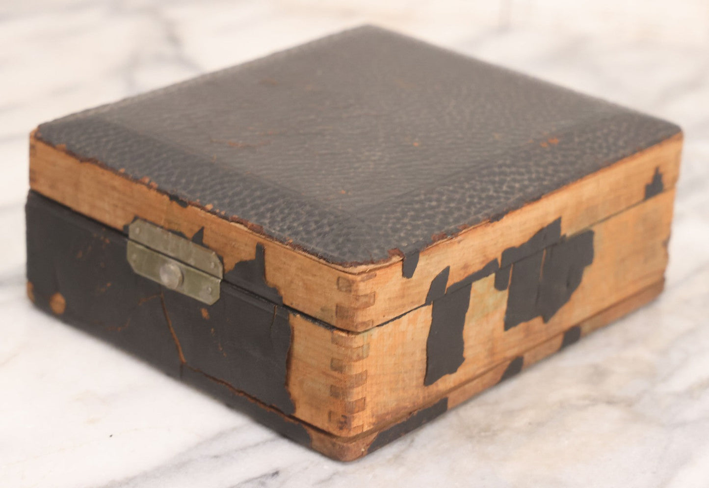 Lot 066 - Antique American Optical Company Optometrist / Trial Lens Kit In Case, U.S.A., Circa 1920s Partial Set