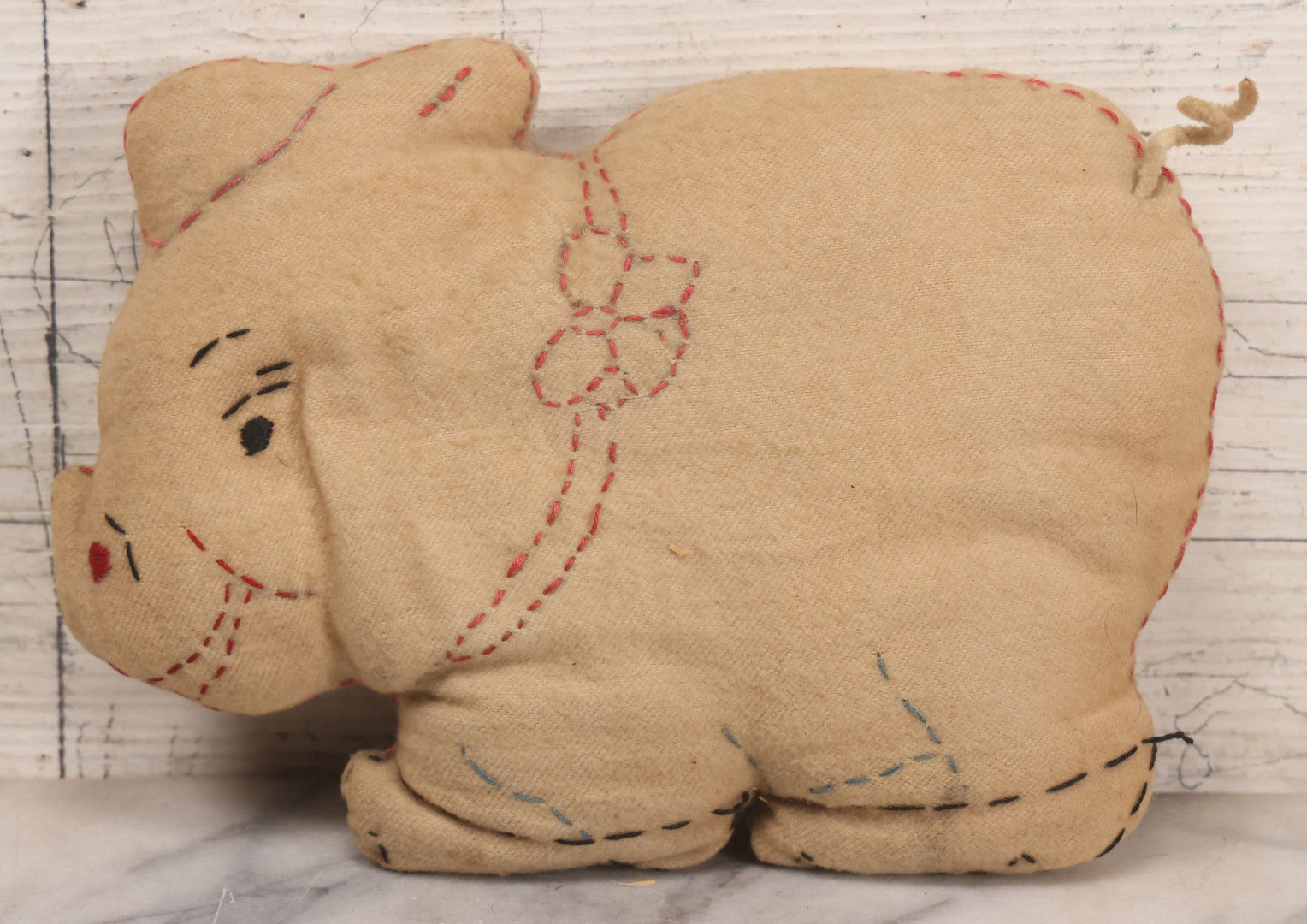 Lot 087 - Vintage Homemade Cloth Pig Plush Stuffed Animal Toy With Embroidered Features, 9" W