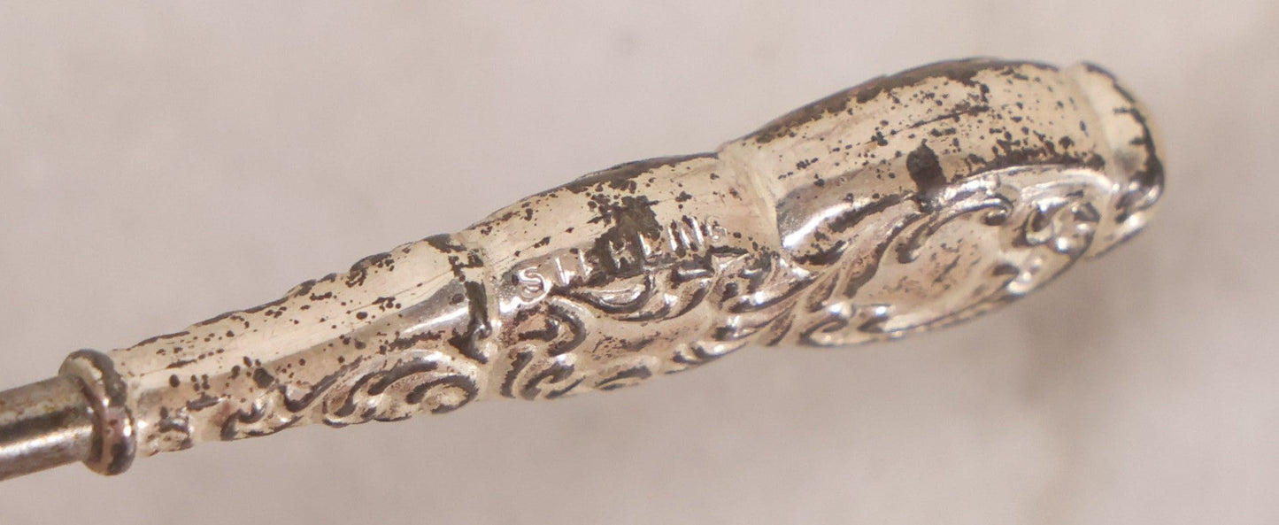 Lot 158 - Grouping Of 16 Antique And Vintage Buttonhooks In Various Materials Including Sterling Silver, Bone, Celluloid, And Mother-Of-Pearl