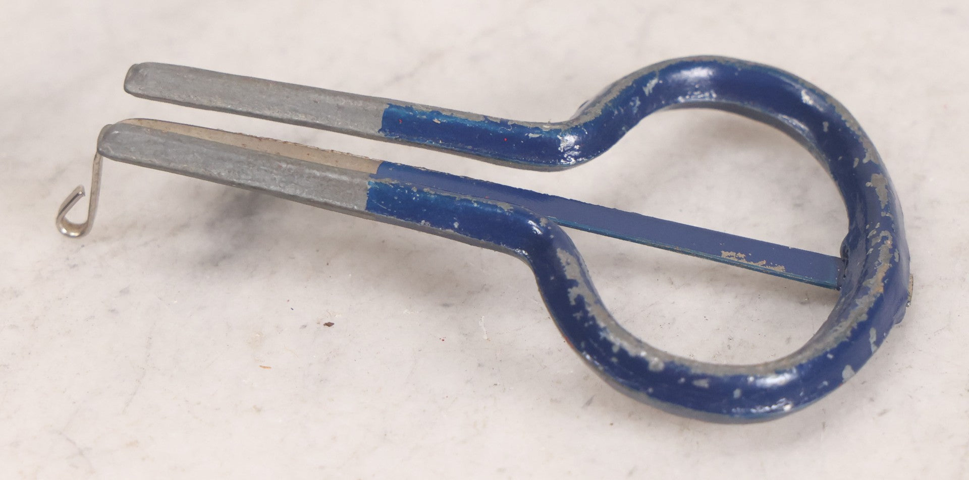 Lot 159 - Grouping Of Four Antique And Vintage Jaw Harps, Mouth Harps, Jew's Harps In Steel With Painted Enamel Finishes