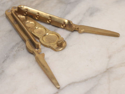 Lot 166 - Modern Replica Brass Button Mold