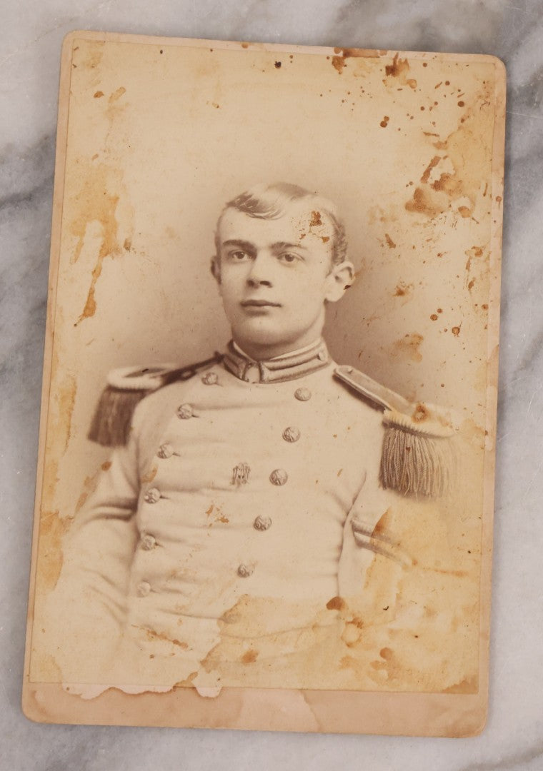 Lot 171 - Grouping Of 16 Antique Photographs Of Men In Uniforms Including Cabinet Cards And R.P.P.C., Many Of German Soldiers Leading Up To And During World War I