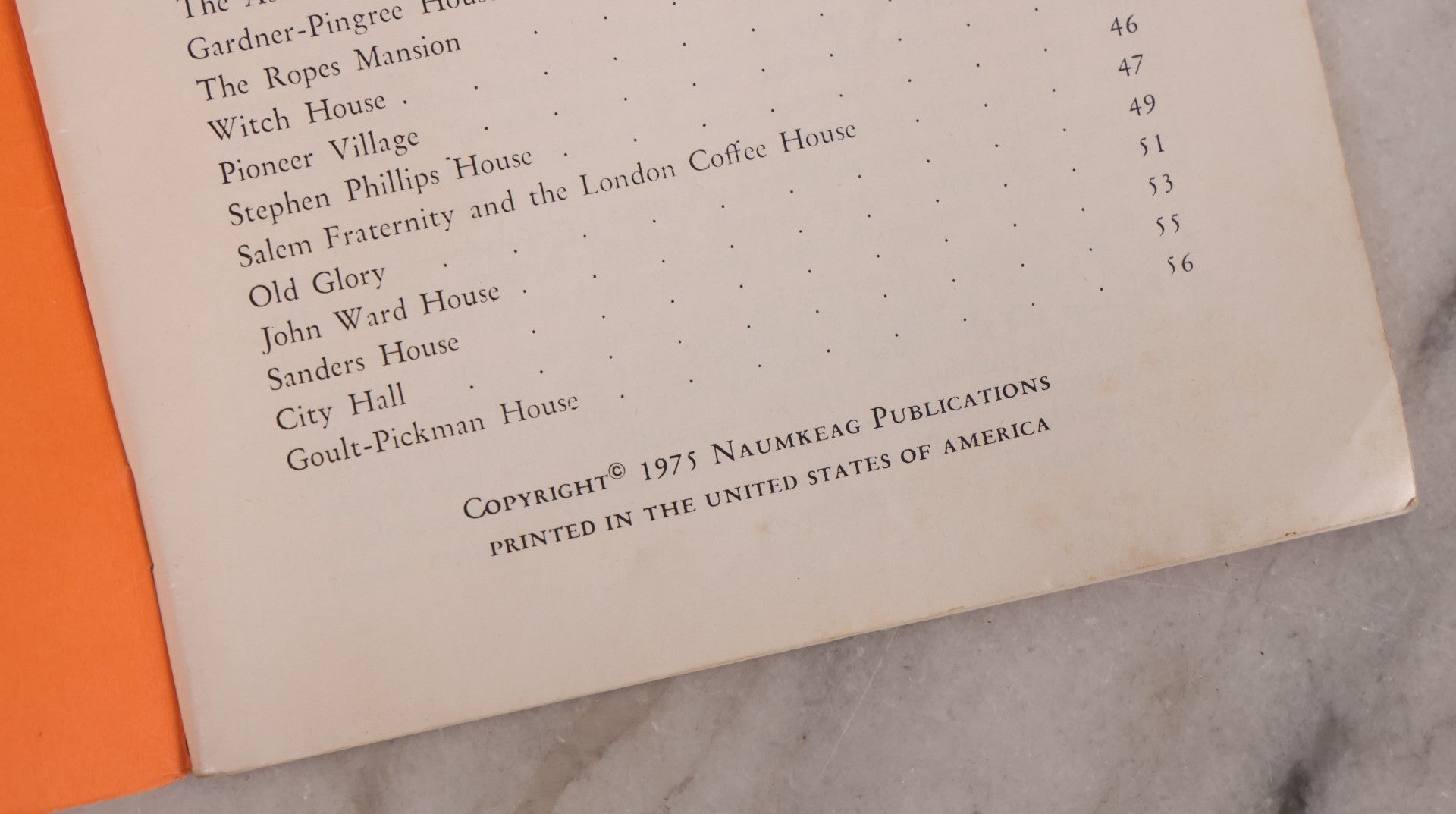Lot 192 - Pair Of Vintage Witchcraft Booklets Including "The Witchcraft Hysteria Of 1692" By Leo Bonfanti And "Be-Witched In Historic Salem" By Captain Henry C. Nichols