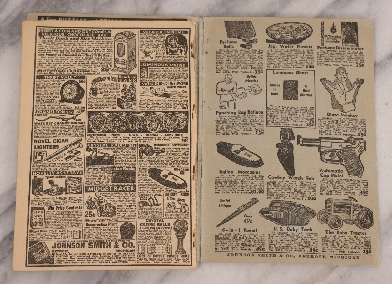 Lot 193 - Vintage "Learn How To Be A Handcuff King And Mystery Man" Magic Booklet Published By Johnson Smith & Company, Detroit, Michigan, Circa 1930