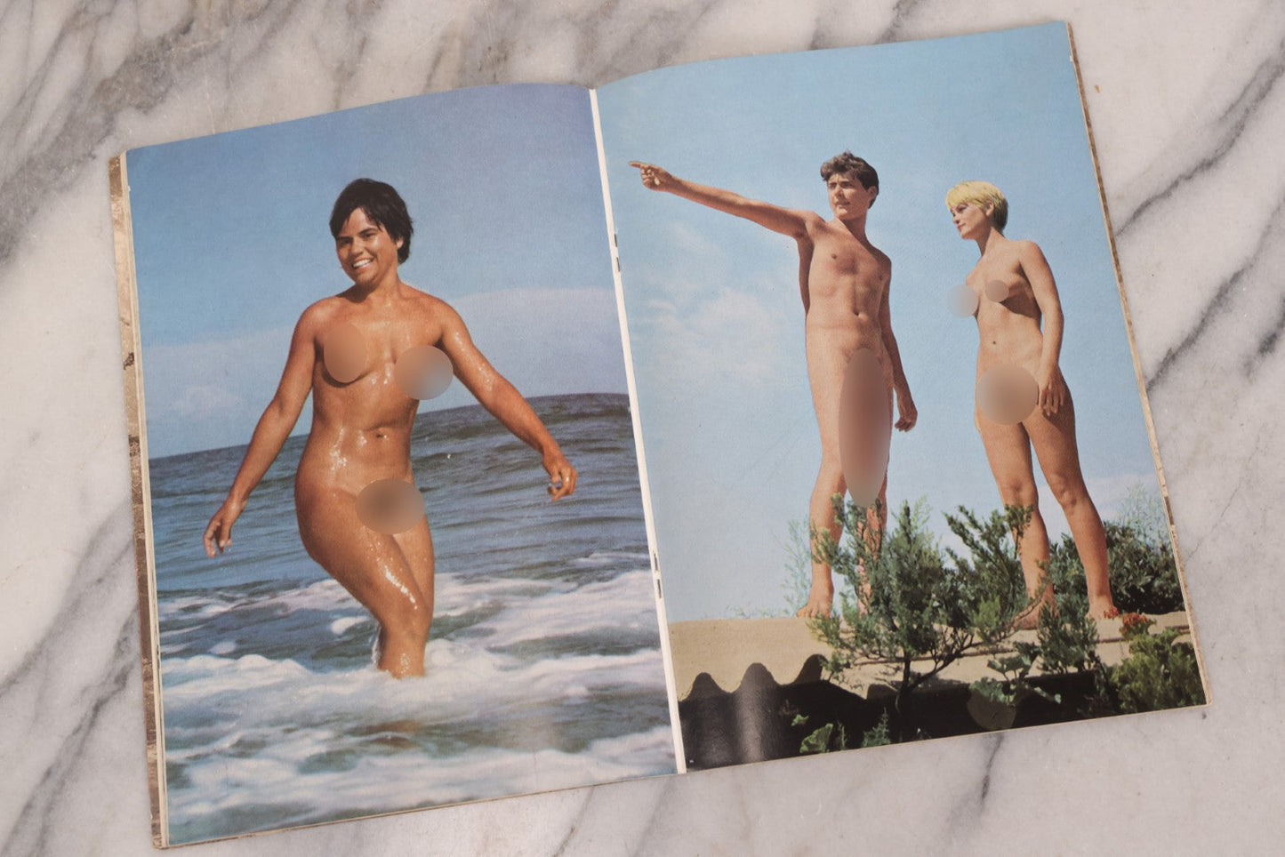 Lot 200 - Grouping Of Nine Vintage 1960s Imported European Nudist Lifestyle Publications Including Helios And Sun And Health Magazines