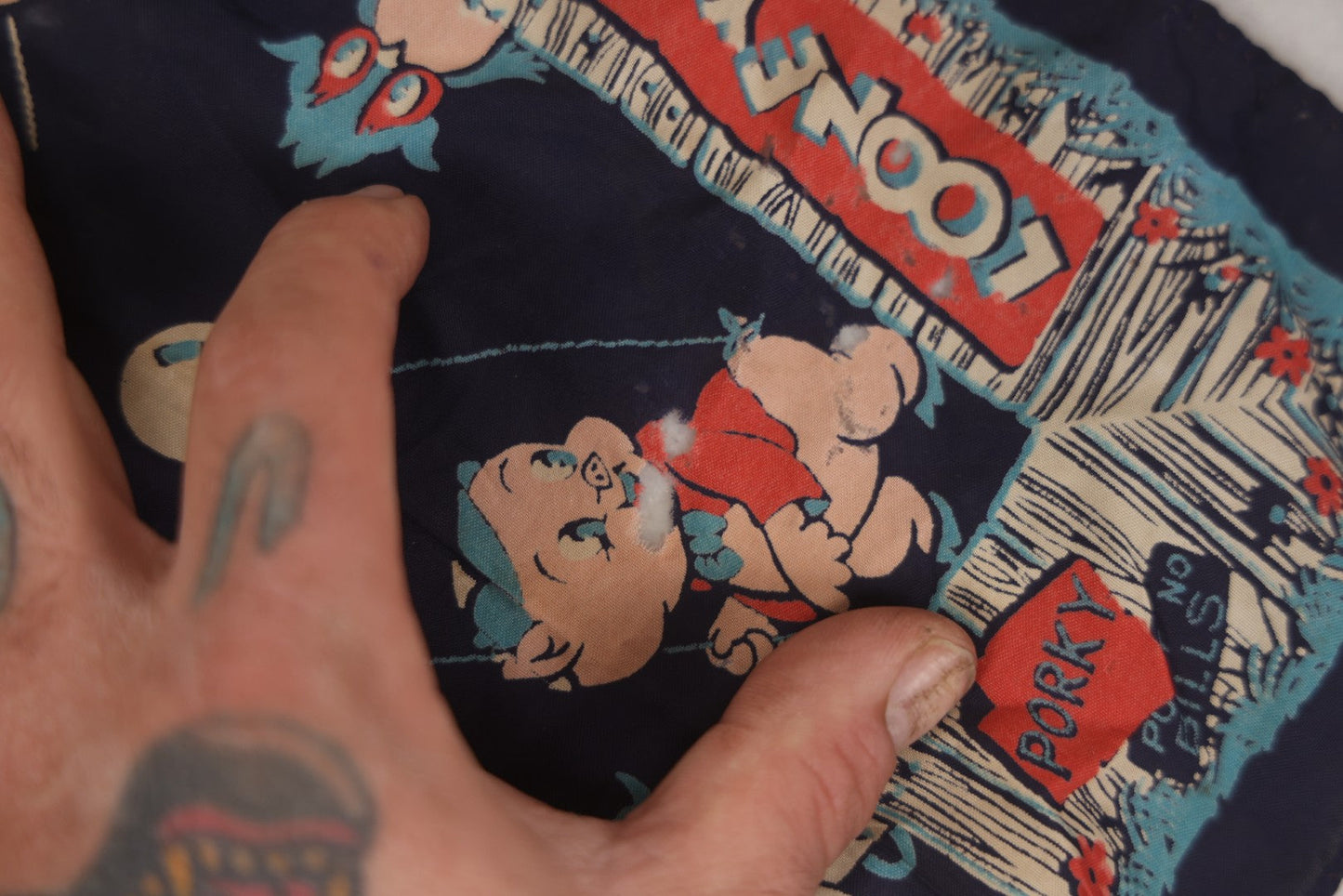 Lot 207 - Vintage Looney Tunes Porky Pig Fabric Bandana, Note Has Small Holes And Stains