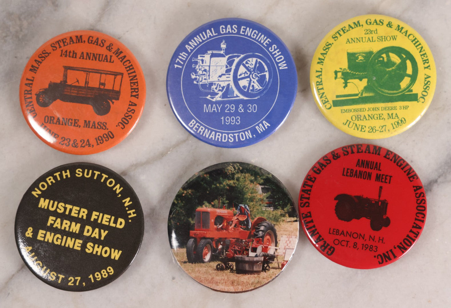 Lot 208 - Grouping Of 33 Vintage Pinback Buttons From New Hampshire And Massachusetts Gas Engine And Farm Shows