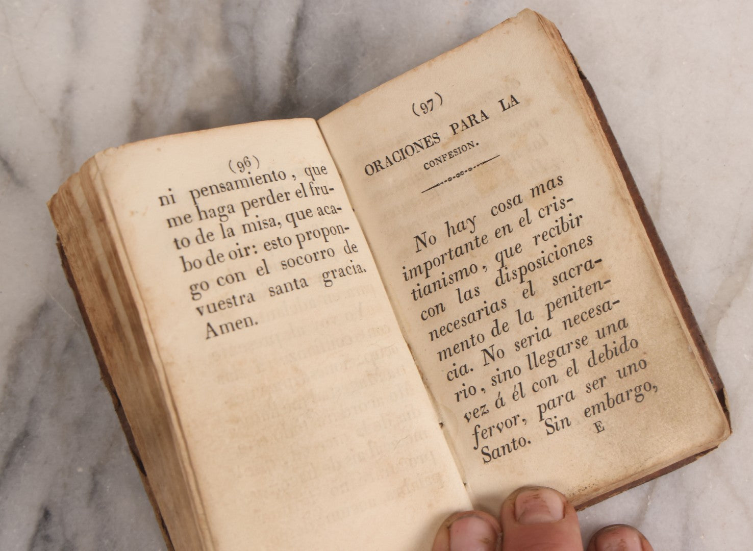 Lot 224 - "Oraciones Y Meditaciones Para El Santo Sacrificio De La Misa" ("Prayers And Meditations For The Holy Sacrifice Of The Mass") Antique Spanish Catholic Prayer Book Translated By Don Jose Antonio De La Valle, Published In Barcelona, 1823