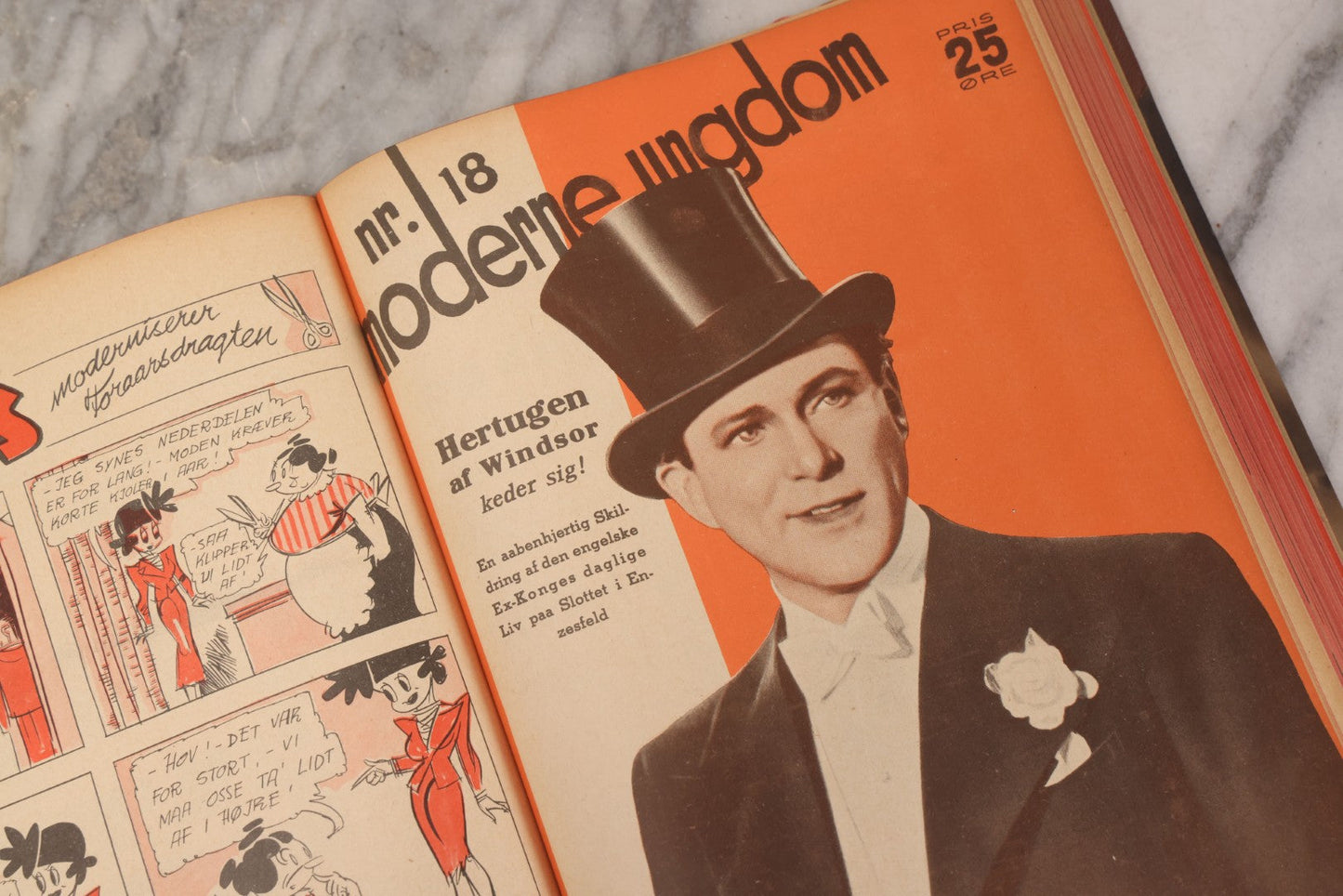 Lot 227 - Pair Of Vintage Danish Magazines "Moderne Ungdom" ("Modern Youth") Hardcover Compendium Volumes For 1936 And 1937