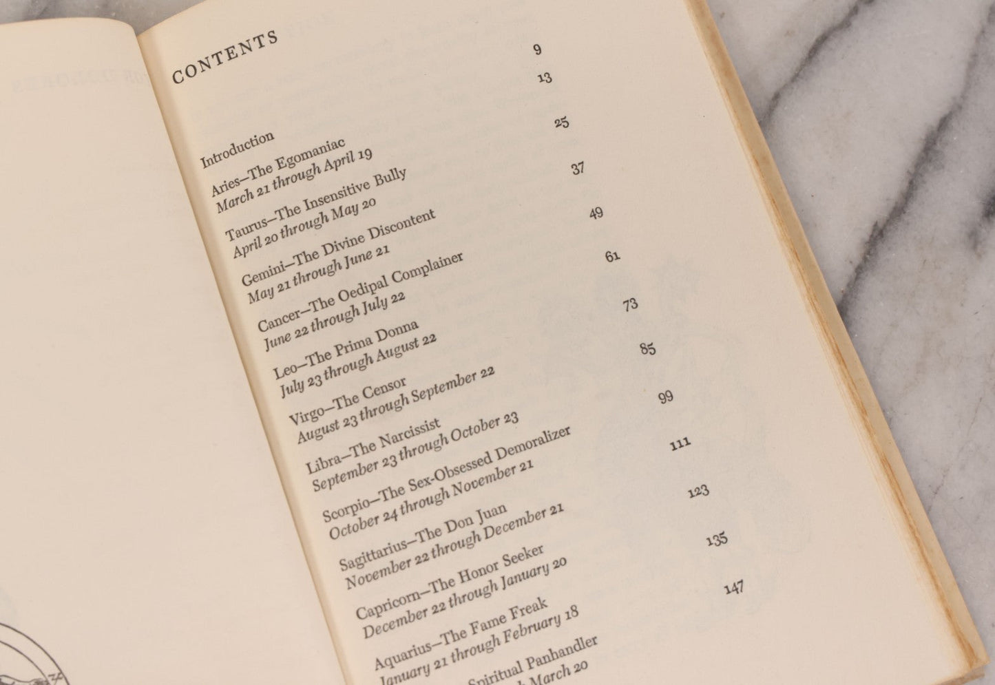 Lot 232 - "Sun-Sign Revelations" Vintage Astrology Book By Maria Elise Crummere, Published By The Viking Press, New York, 1974, With Dust Jacket