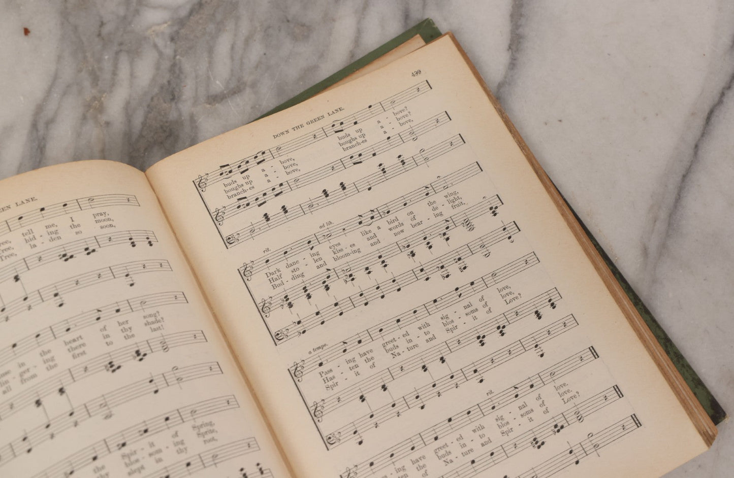 Lot 234 - "Immortal Treasures" Antique Illustrated Literature, Art, And Song Anthology Book With Engraved Plates, Published By J. H. Moore & Co., Chicago, Illinois, & Philadelphia, Pennsylvania, 1885, Note Covers Detached