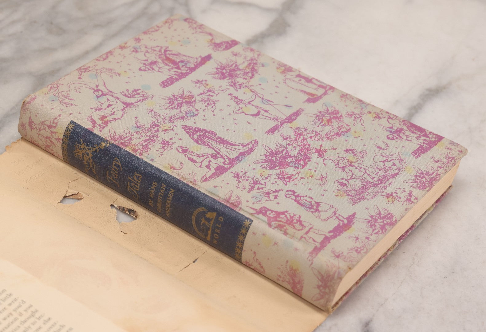 Lot 243 - "Hans Christian Andersen's Fairy Tales" Vintage Children's Book By Hans Christian Andersen, Illustrated By Jean O'Neill, Introduction By May Lamberton Becker, Published By The World Publishing Company, Cleveland And New York, 1946