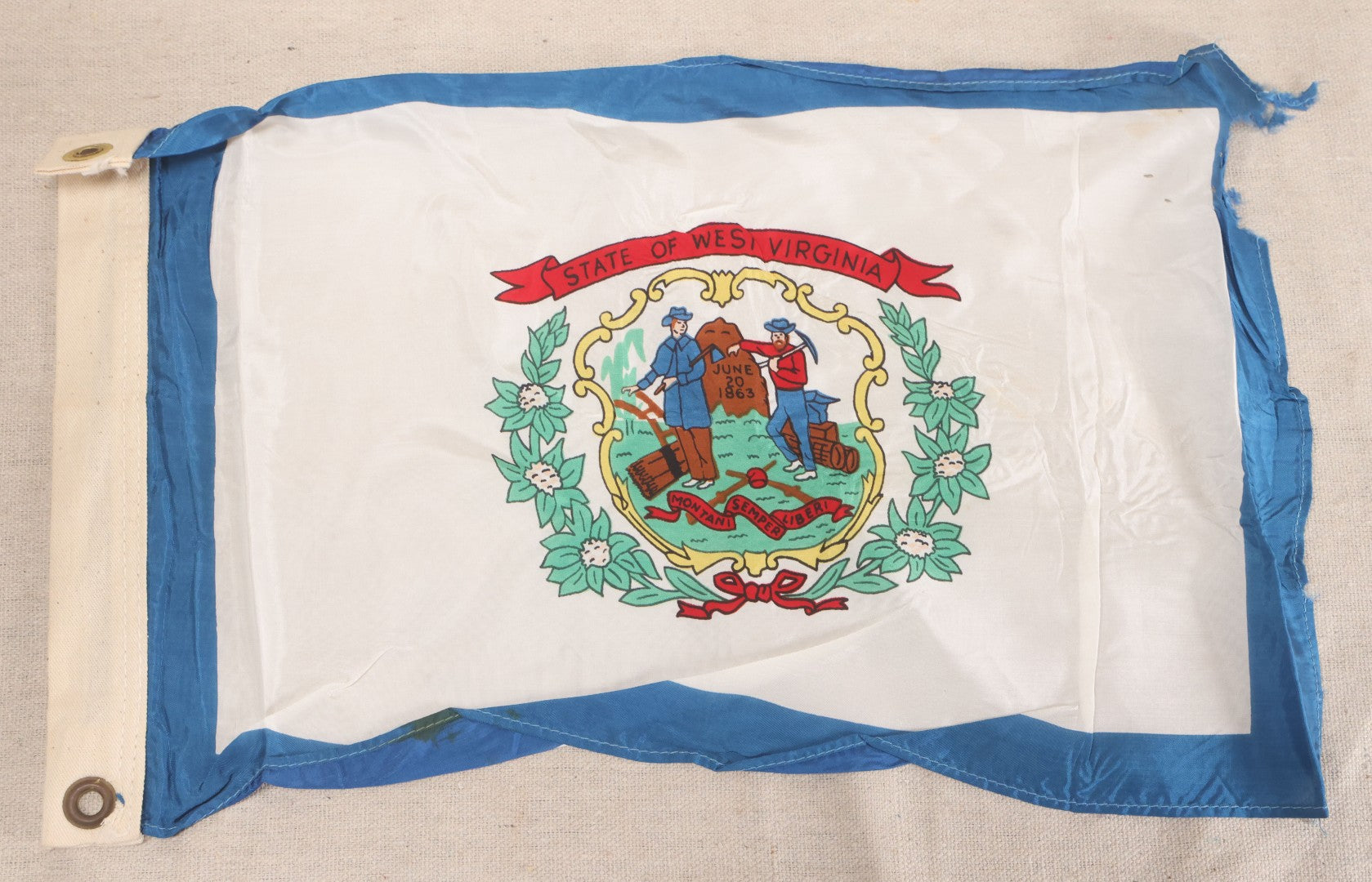 Lot 219 - Vintage State Of West Virginia Yacht Flag With State Coat Of Arms, Laurel Wreath, And "Montani Semper Liberi" Motto