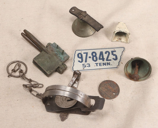 Lot 238 - Grouping Of Seven Vintage Mixed Metal Items Including Oneida Jump Animal Trap No. 1 By Animal Trap Co., Lititz, Pennsylvania, Perko Marine Fitting, Fonda Del Corro Key Tag, And More