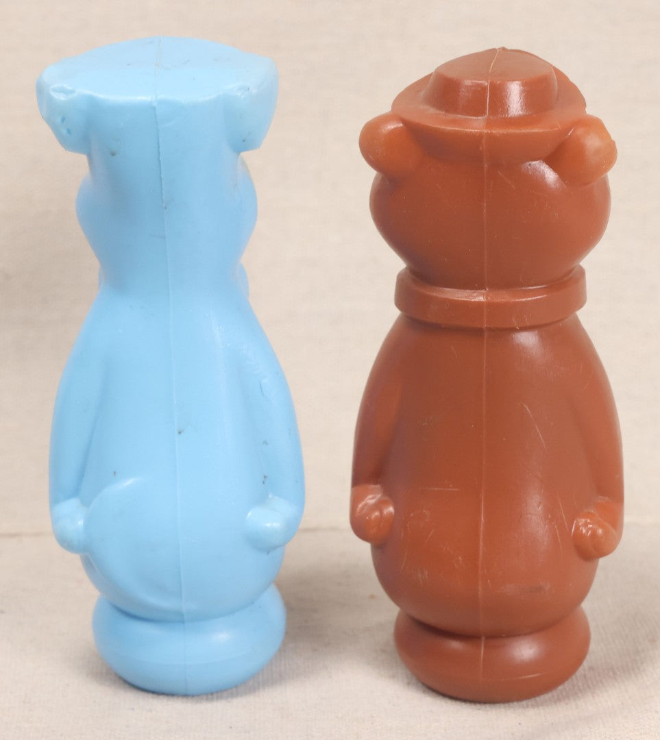Lot 239 - Pair Of Vintage Plastic Blow Mold Toy Bowling Pins Featuring Huckleberry Hound And Yogi Bear