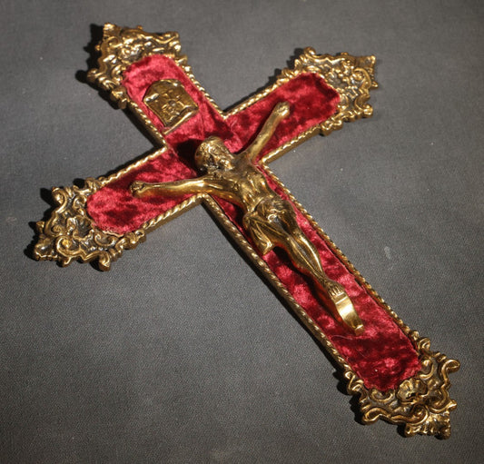 Lot 067 - Vintage Brass Crucifix With Corpus, I.N.R.I. Tablet, Red Velvet Backing, And Ornate Rococo-Style Terminals