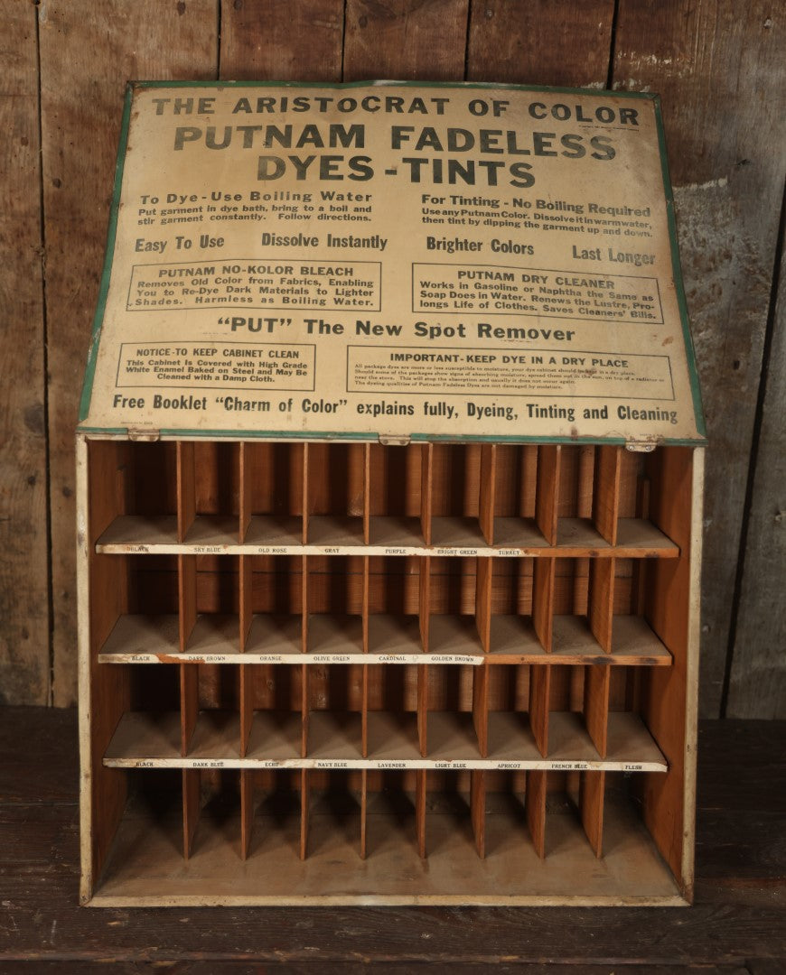 Antique Putnam Fadeless Dyes-Tints Tin Lithograph Store Display With Pin Hole Insert, Minuteman Paul Revere Motif, Monroe Chemical Company