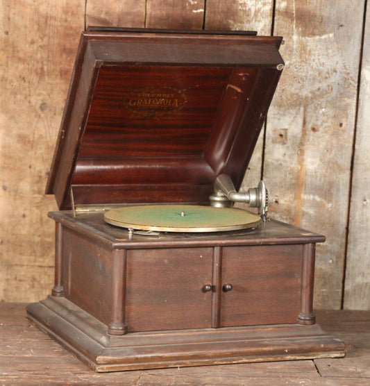 Antique Columbia Grafonola "Favorite" Model Acoustic Phonograph "Victrola" Record Player, Plays 78 R.P.M. Records, Includes Two Records And Needles, Circa 1906, Working Condition