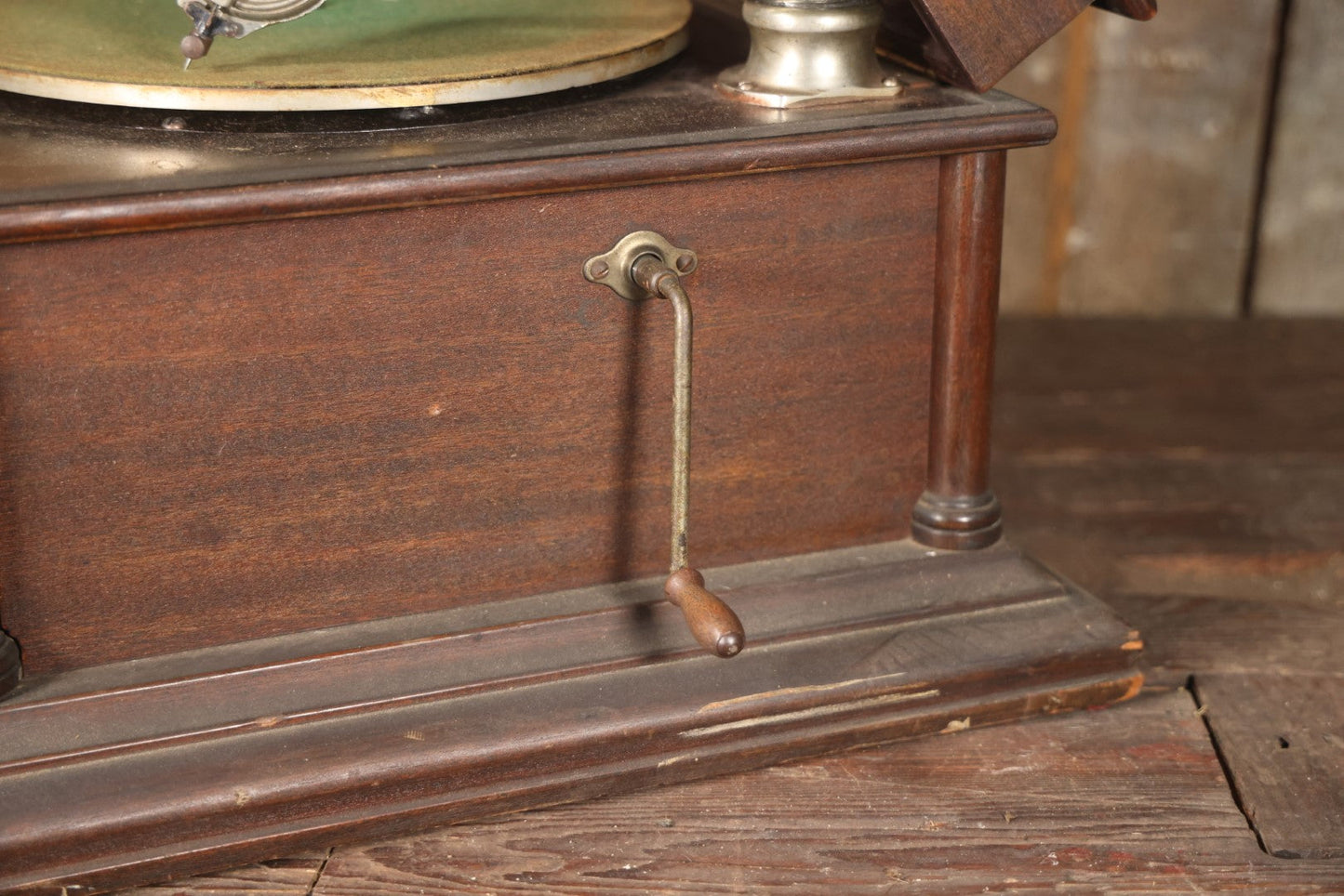 Antique Columbia Grafonola "Favorite" Model Acoustic Phonograph "Victrola" Record Player, Plays 78 R.P.M. Records, Includes Two Records And Needles, Circa 1906, Working Condition