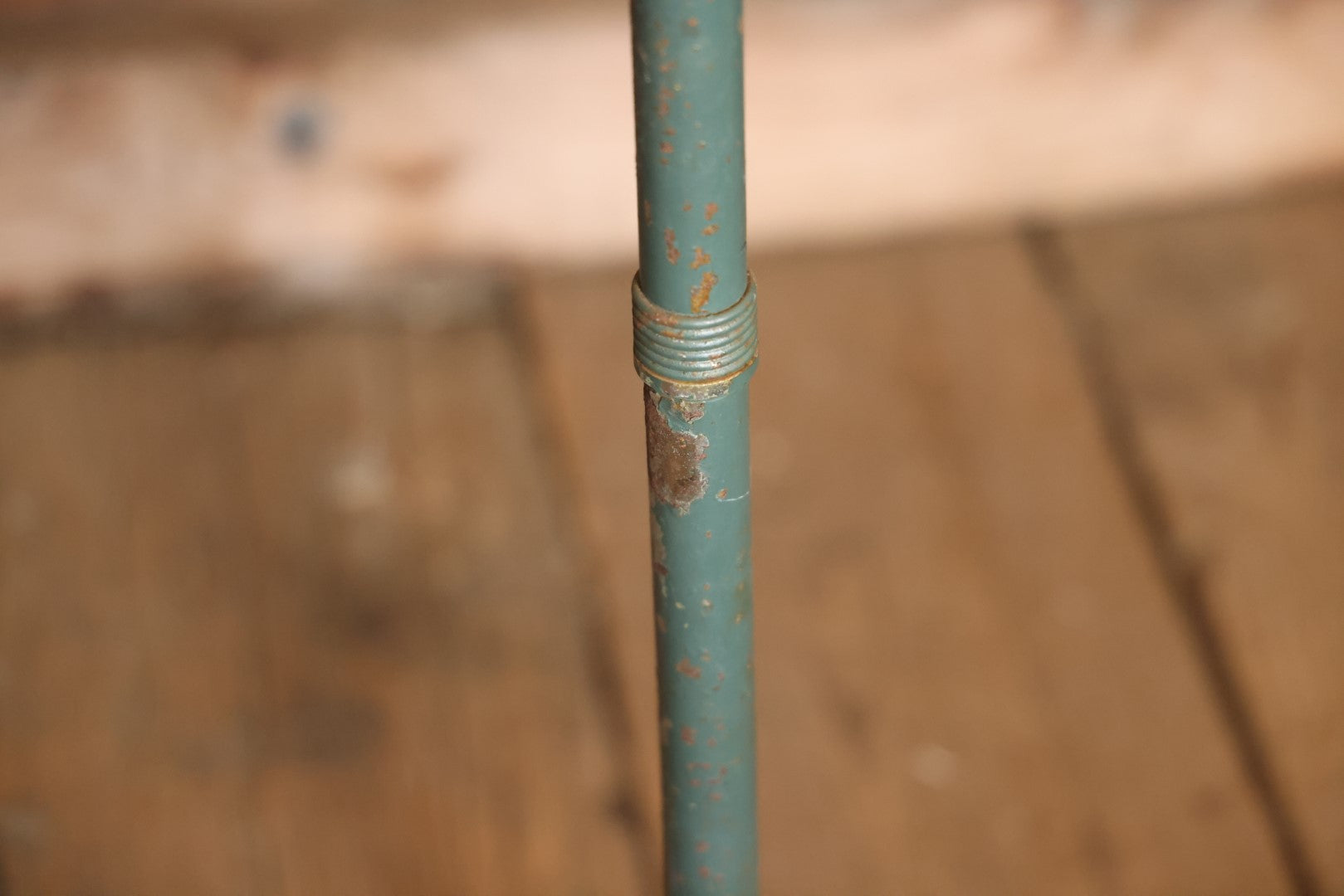 Antique Hendrix Metal Birdcage With Stand In Green Paint