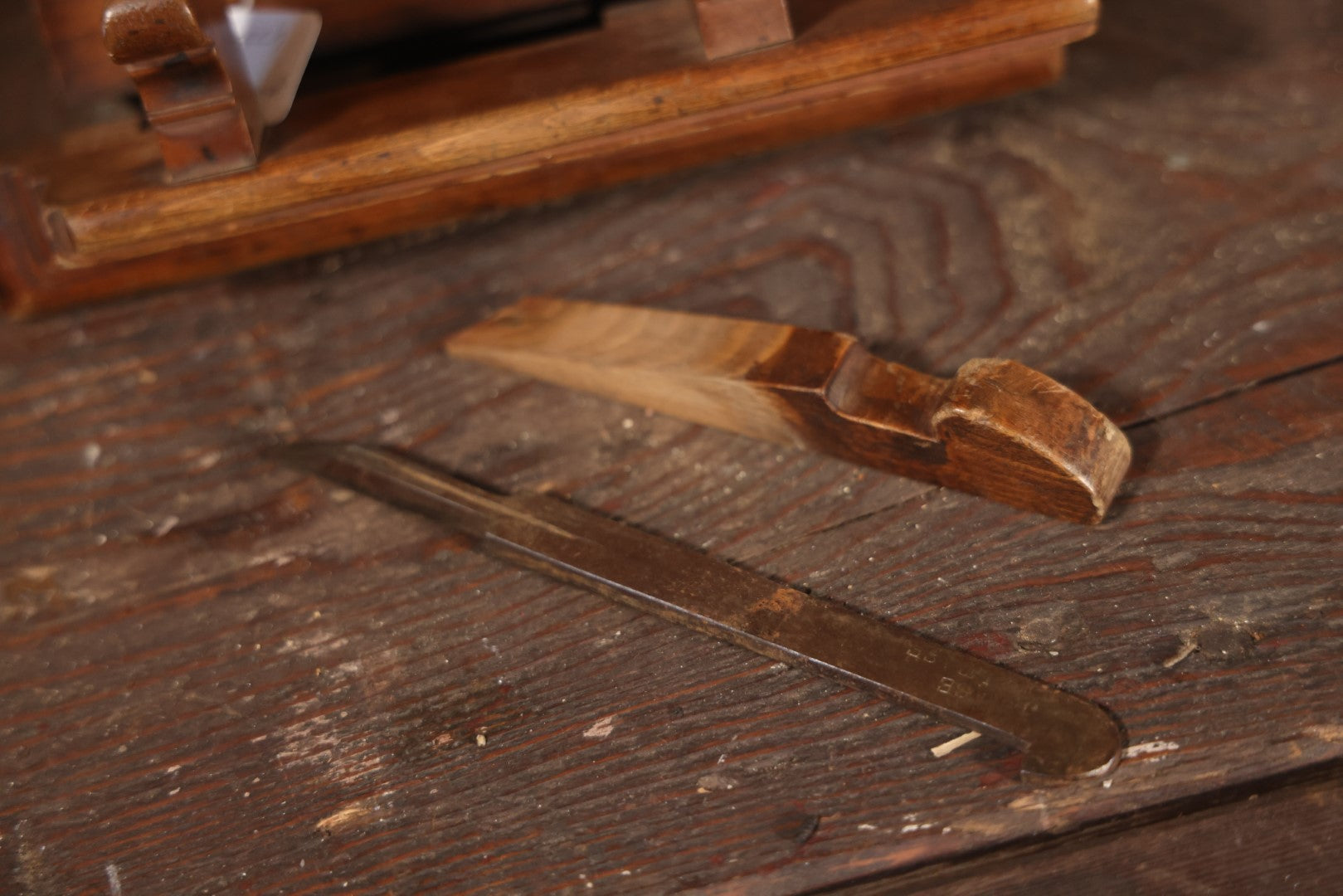 Antique Beech And Boxwood Plow Plane, Appears To Be Complete And Usable, Various Makers Marks, Brass Hardware