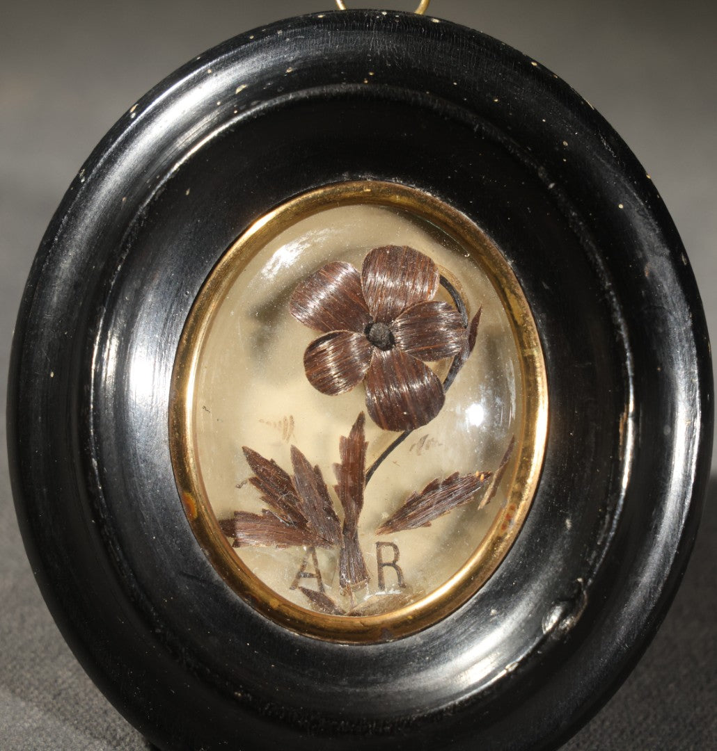 Antique French Hair Work Keepsake Palette Under Convex Glass, Floral Motif with Initials "A R," Inscribed "Annee 1885" ("Year 1885") on Reverse