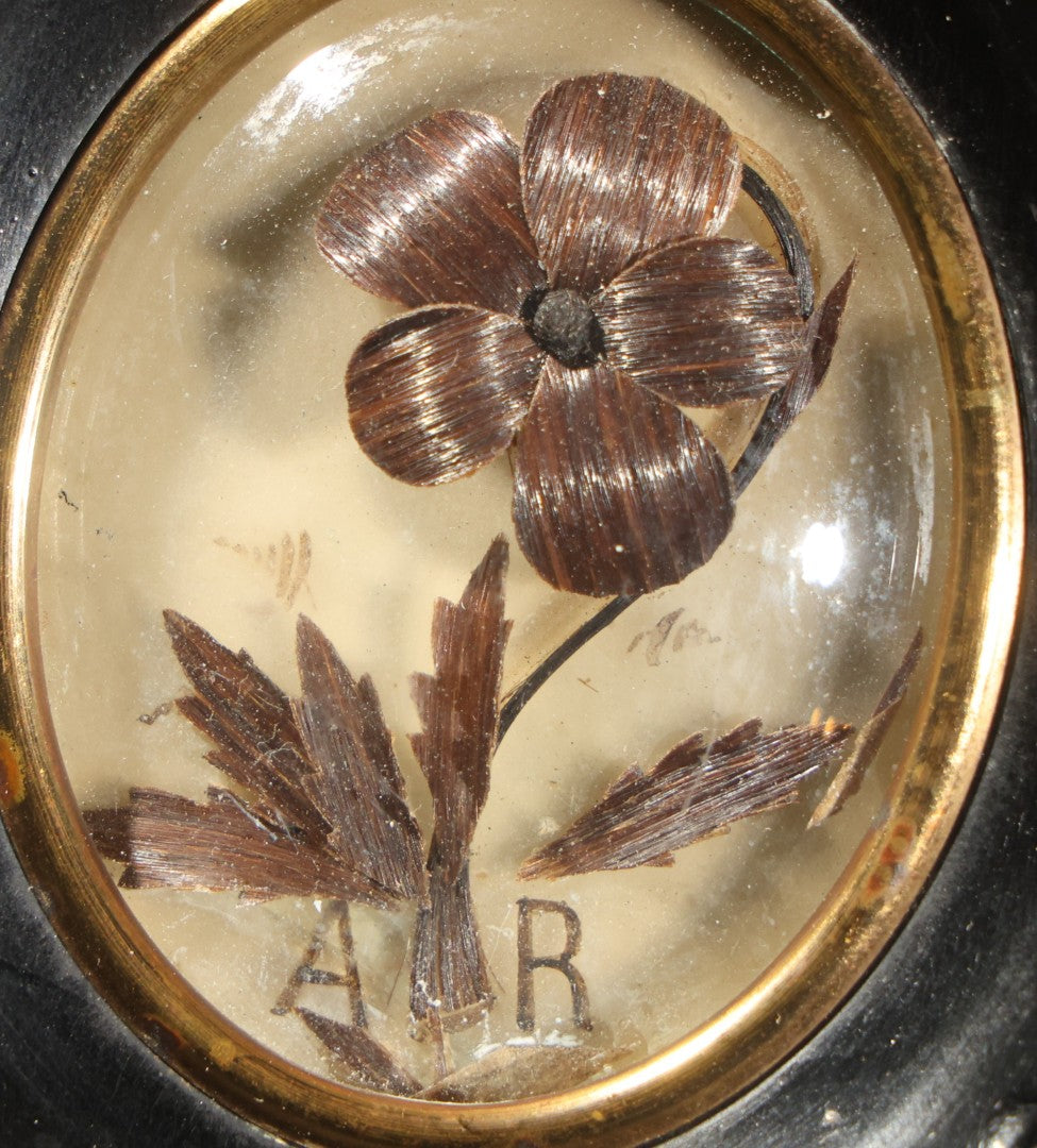 Antique French Hair Work Keepsake Palette Under Convex Glass, Floral Motif with Initials "A R," Inscribed "Annee 1885" ("Year 1885") on Reverse