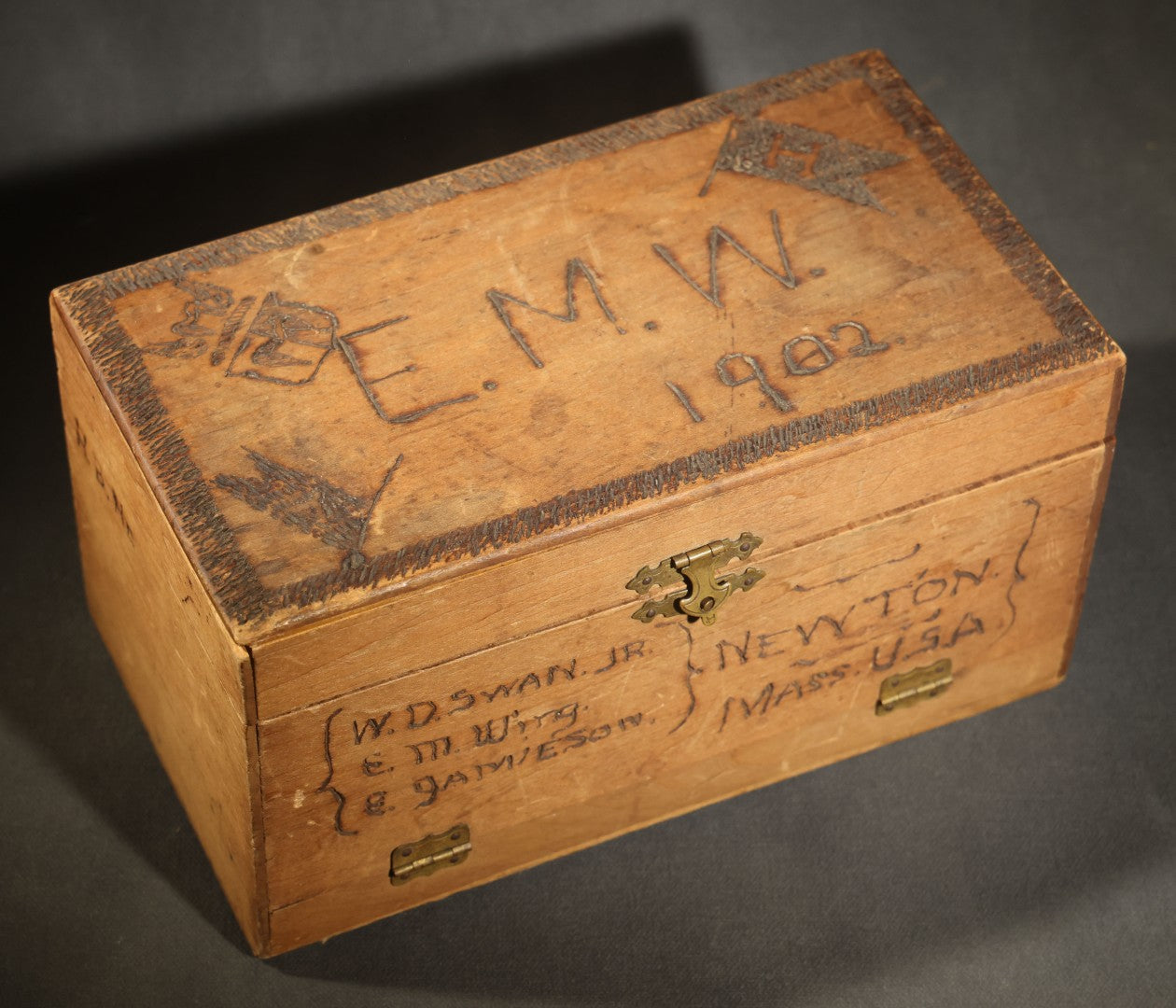 Antique Folk Art Pyrography Box Dated 1902, Inscribed E.M. Wing, W.D. Swan Jr., E. Jamieson, Abbie Wing, and Grandma A. Freeman, Newton, Massachusetts, with M.I.T. '07 Marking, Lamp, Landscape, and Floral Motifs