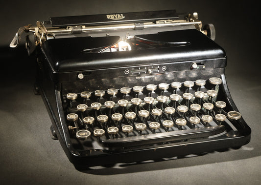 Vintage 1937 Royal Model O Portable Typewriter with Glass Keys and Touch Control, Serial O-607535, Tested and Working with New Ink Ribbon, Includes Case