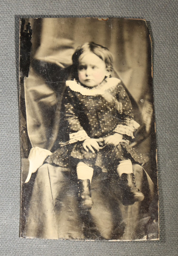 Grouping of Four Antique Hidden Mother Tintype Photographs of Young Children and Infants