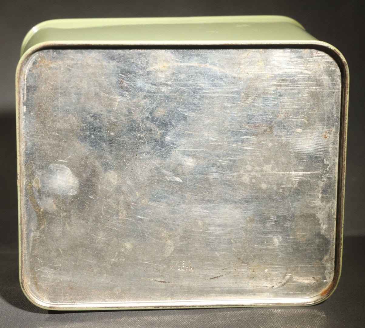 Pair of Vintage Midcentury Green and Chrome Tin Kitchen Canisters, "Tea" and "Coffee," with Recessed Plastic Lift Handles in Lids, 4-1/2" H Each