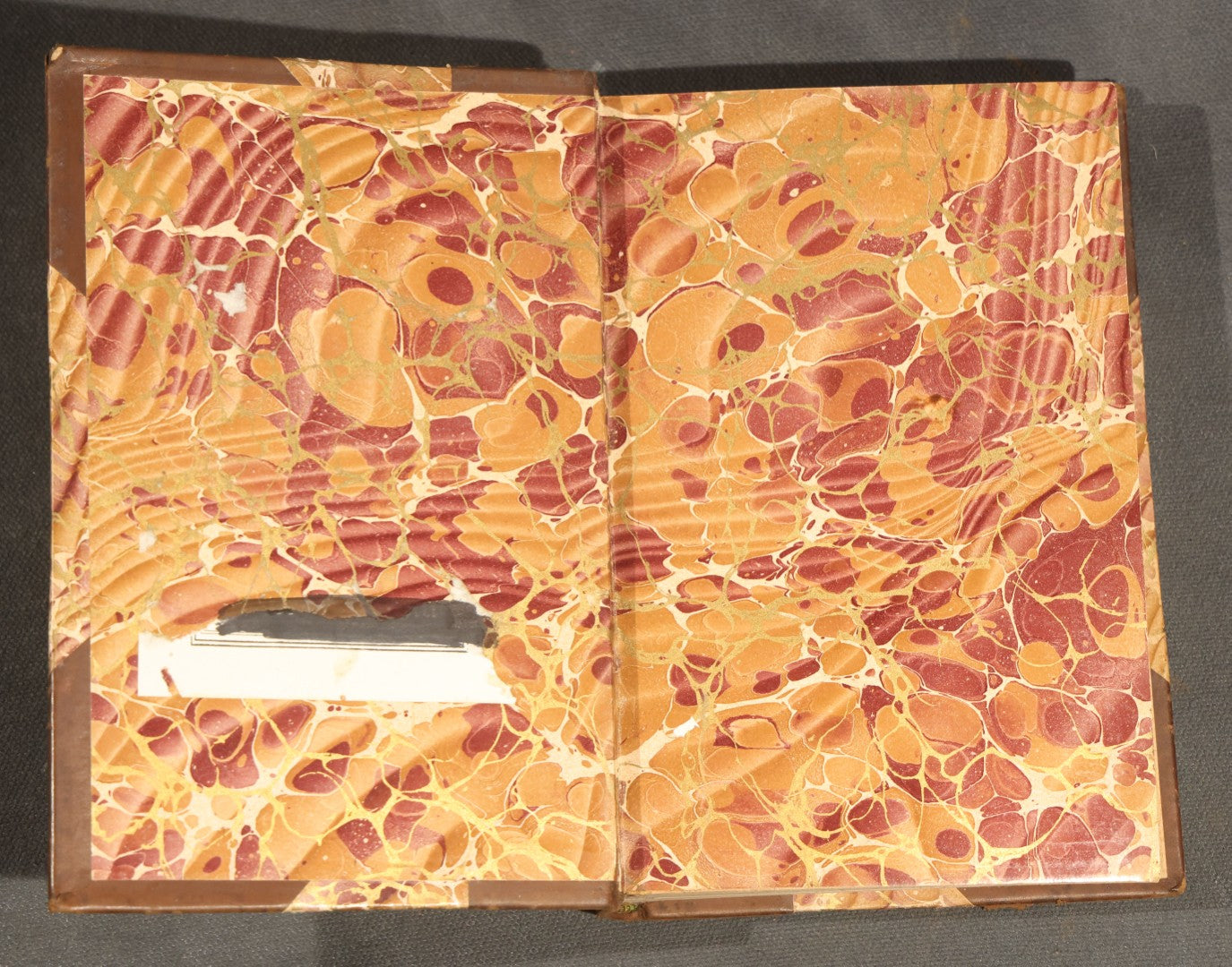 "Selected Poems of Robert Burns" Antique Book with Biographical Sketch and Notes by Nathan Haskell Dole, Illustrated, Published by Thomas Y. Crowell & Company, New York and Boston, Half-Leather Binding with Marbled Boards