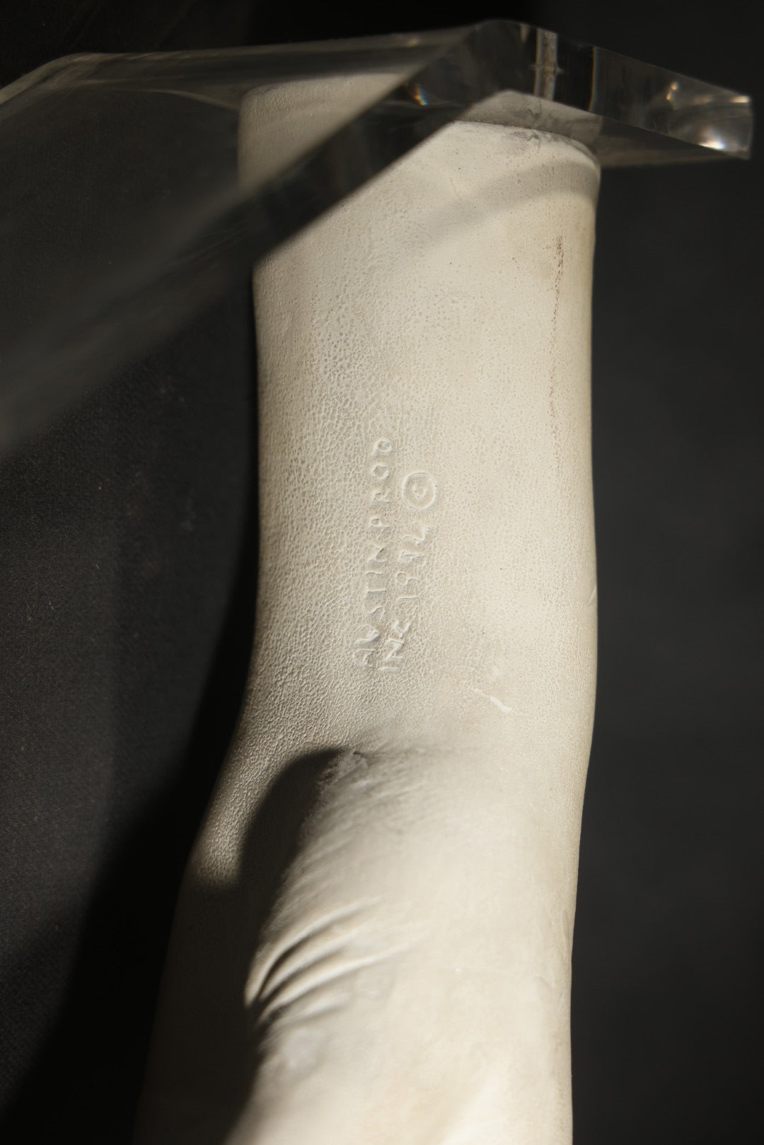 Vintage Plaster Sculpture of Two Clasped Hands After John Cutrone, Austin Productions, 1984, on Acrylic Base